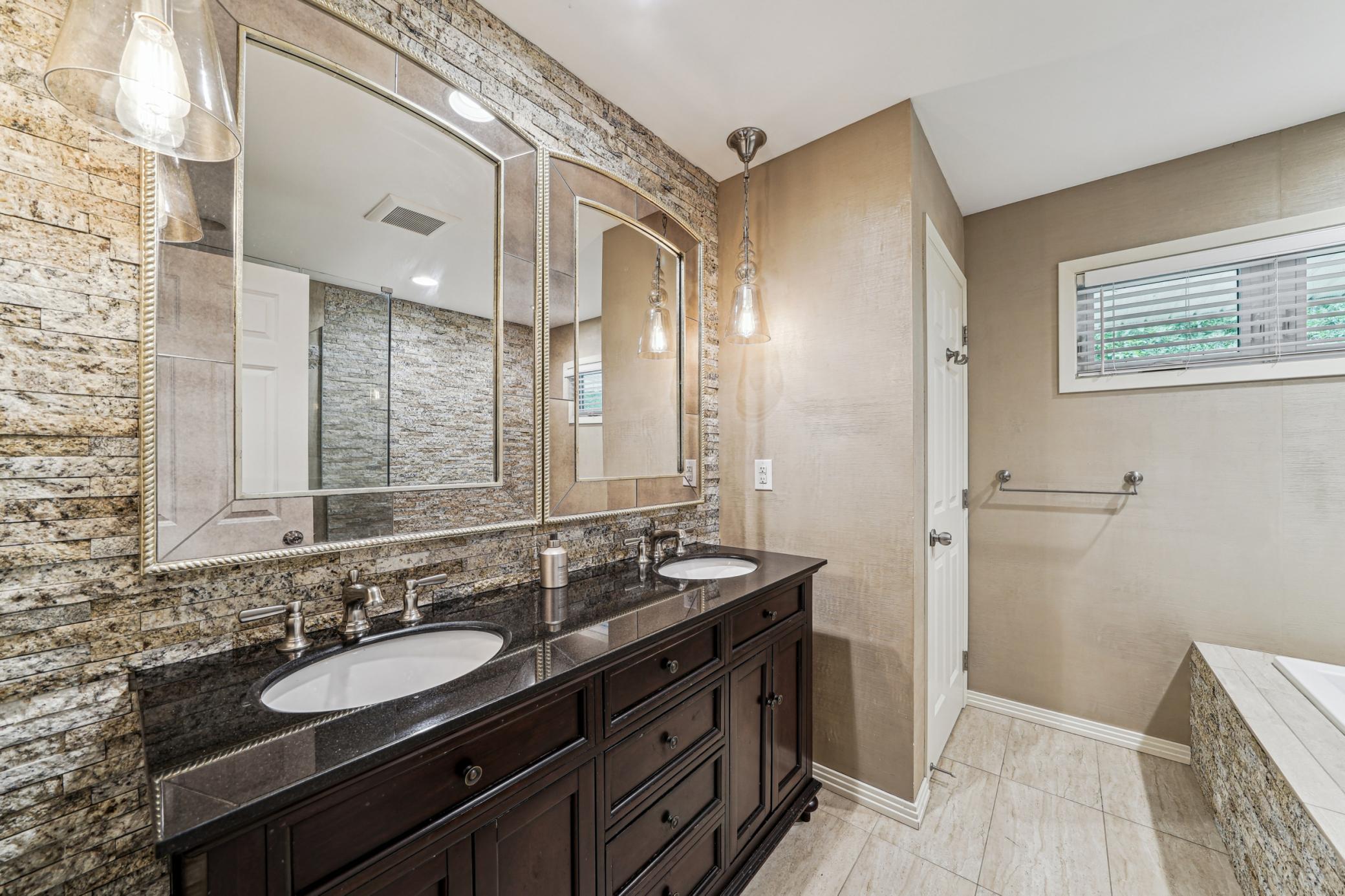 14126 Glenridge Road