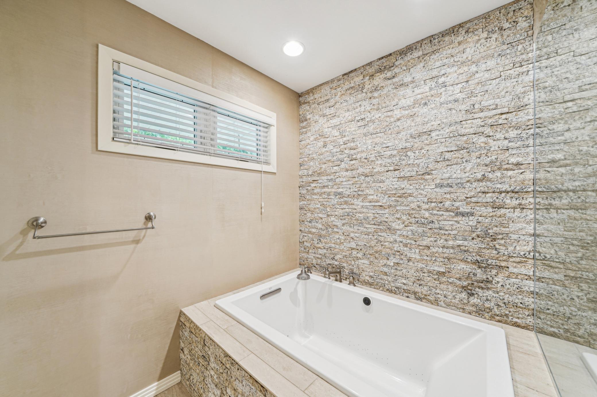 14126 Glenridge Road