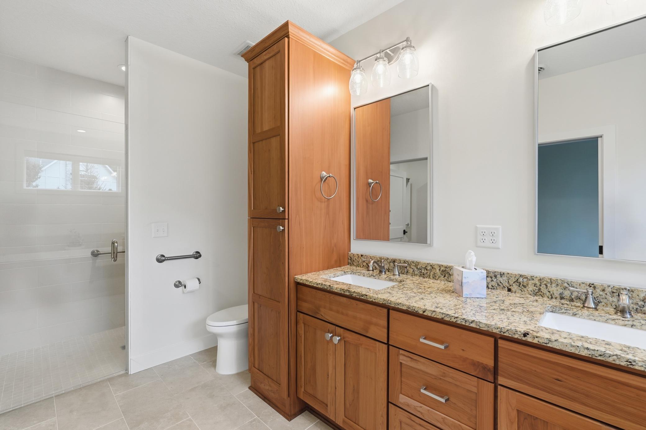 2310 Simply Living Lane