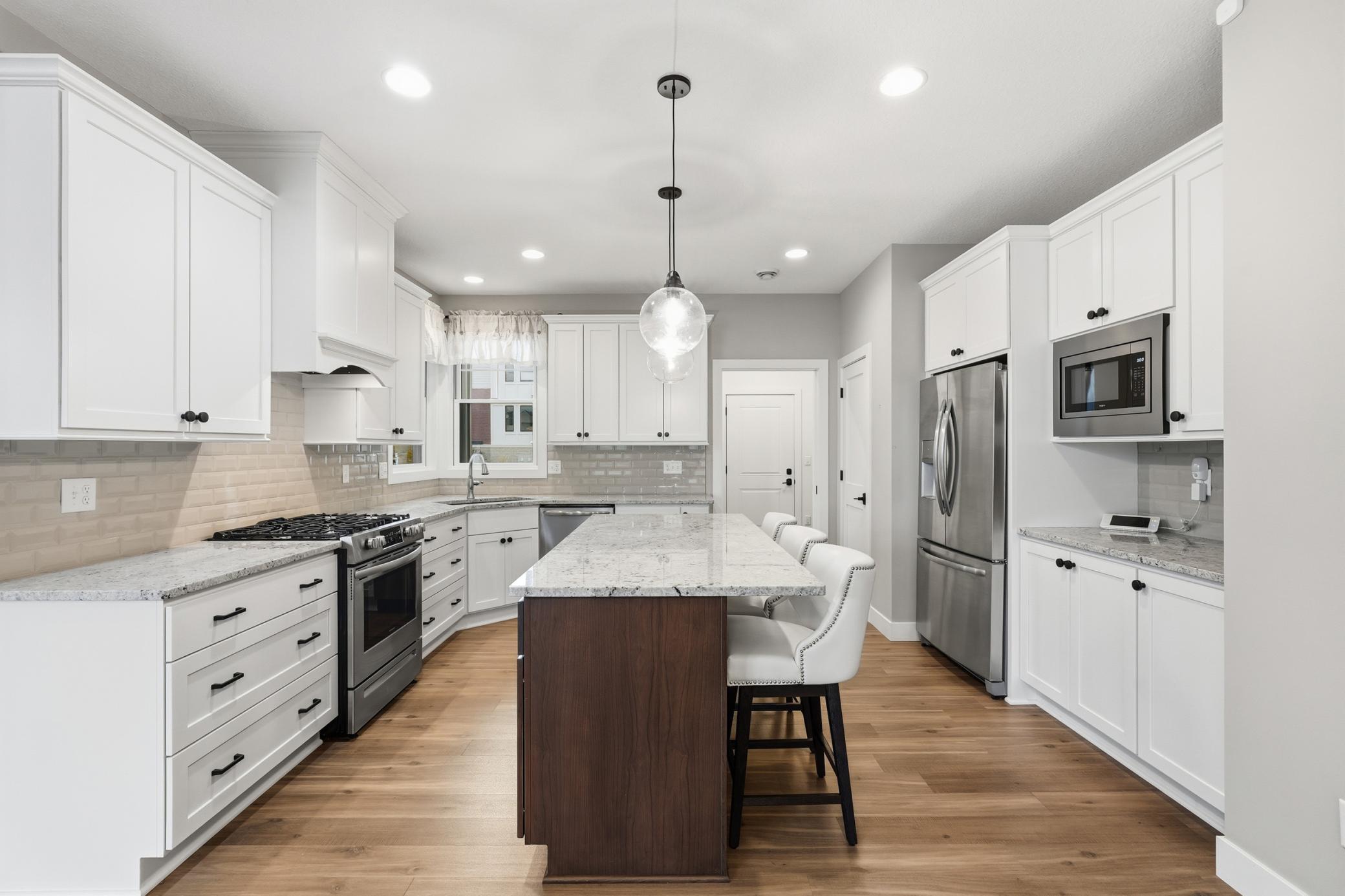 2310 Simply Living Lane