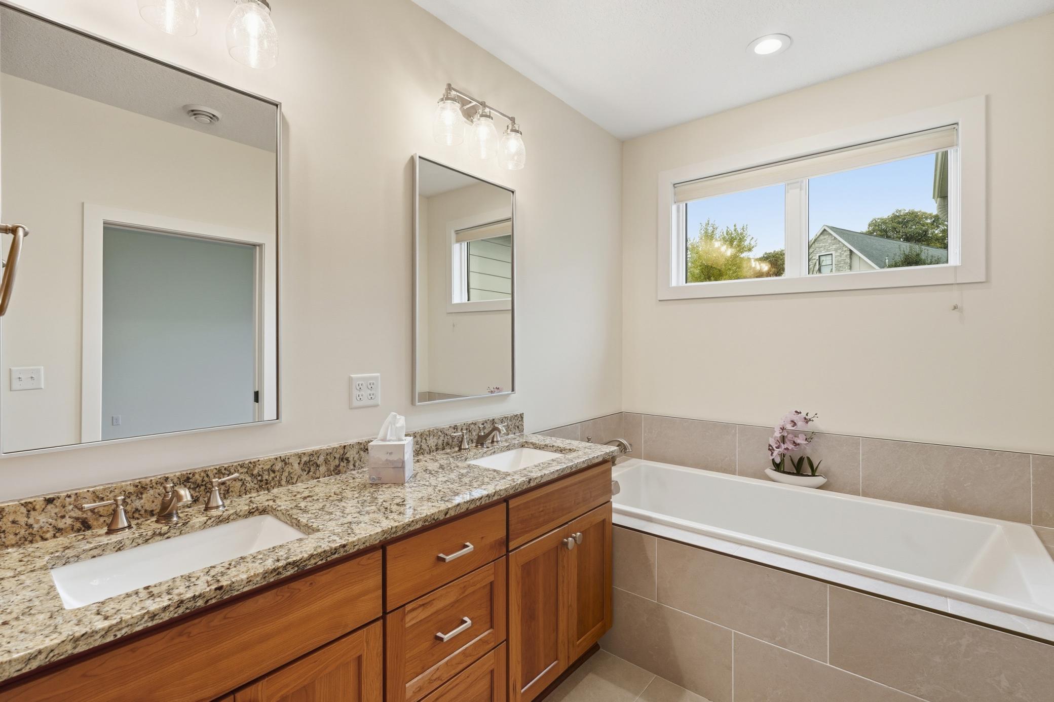 2310 Simply Living Lane