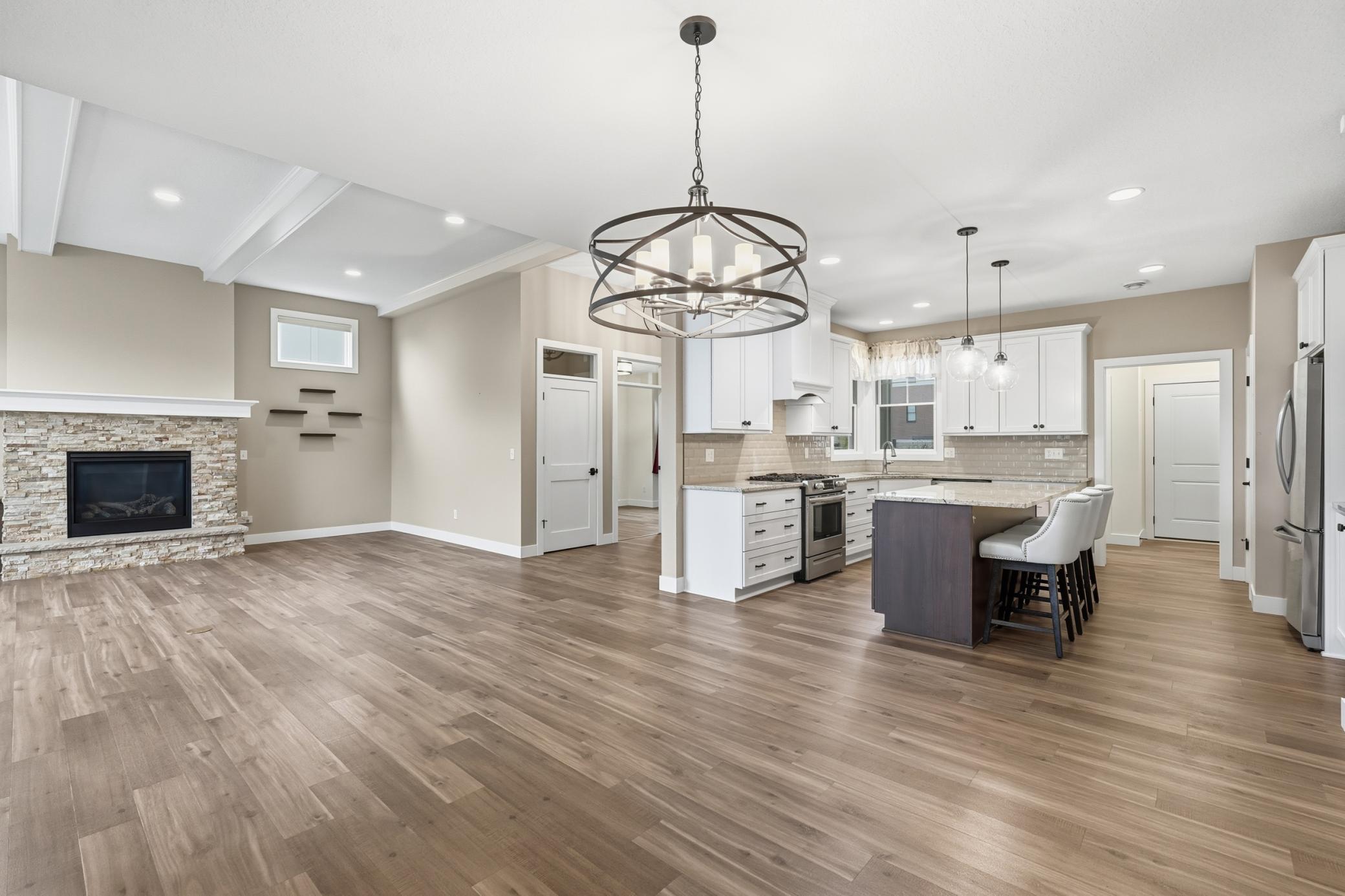 2310 Simply Living Lane