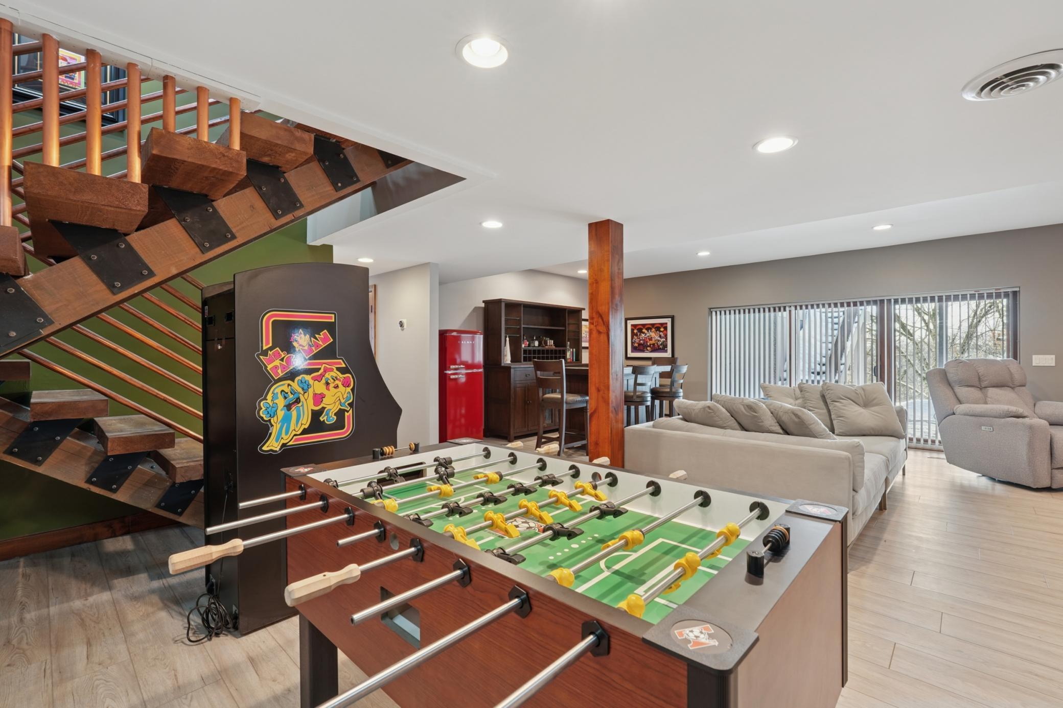 227 Rivercrest Drive