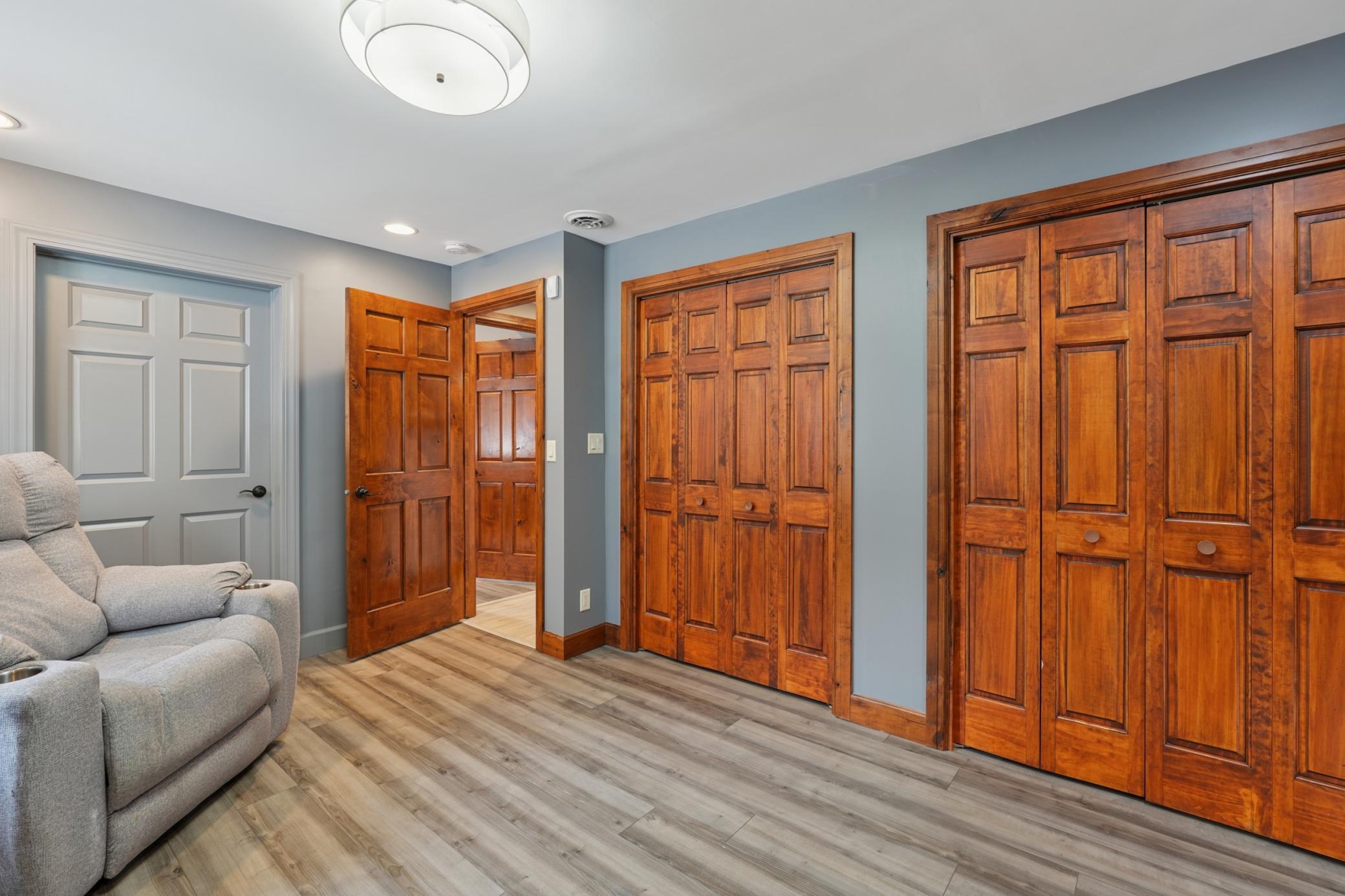 227 Rivercrest Drive