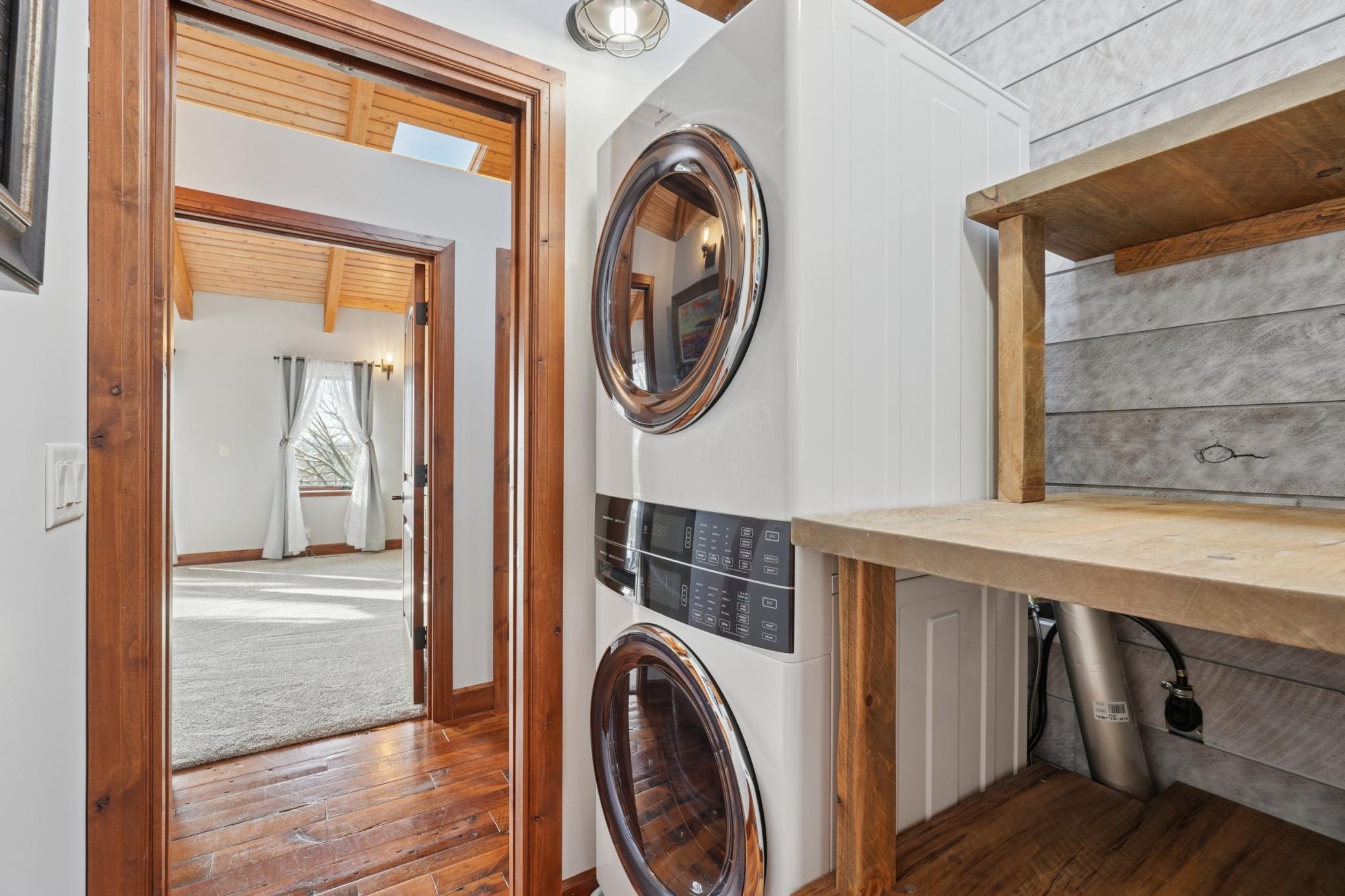 227 Rivercrest Drive