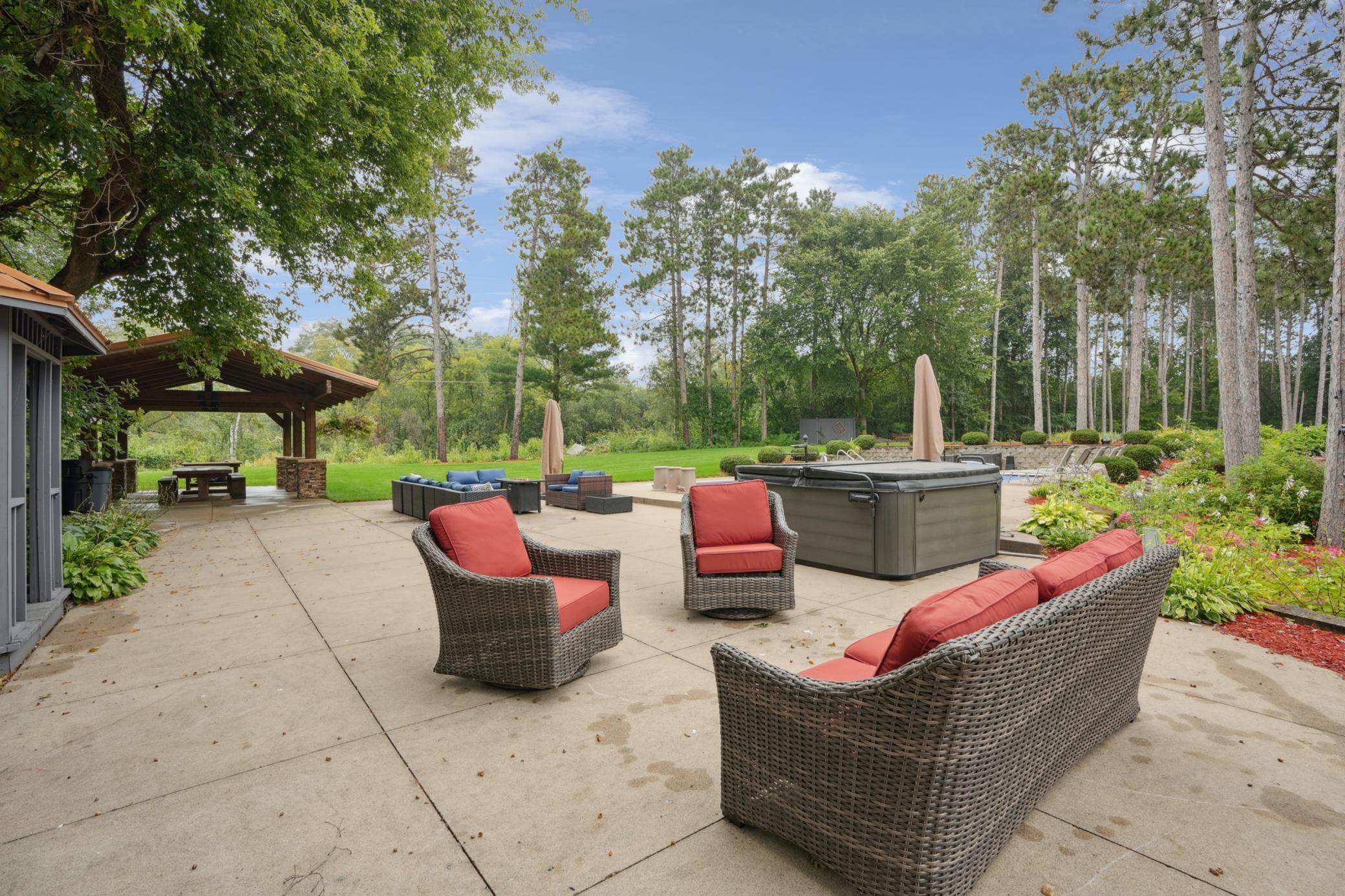 227 Rivercrest Drive