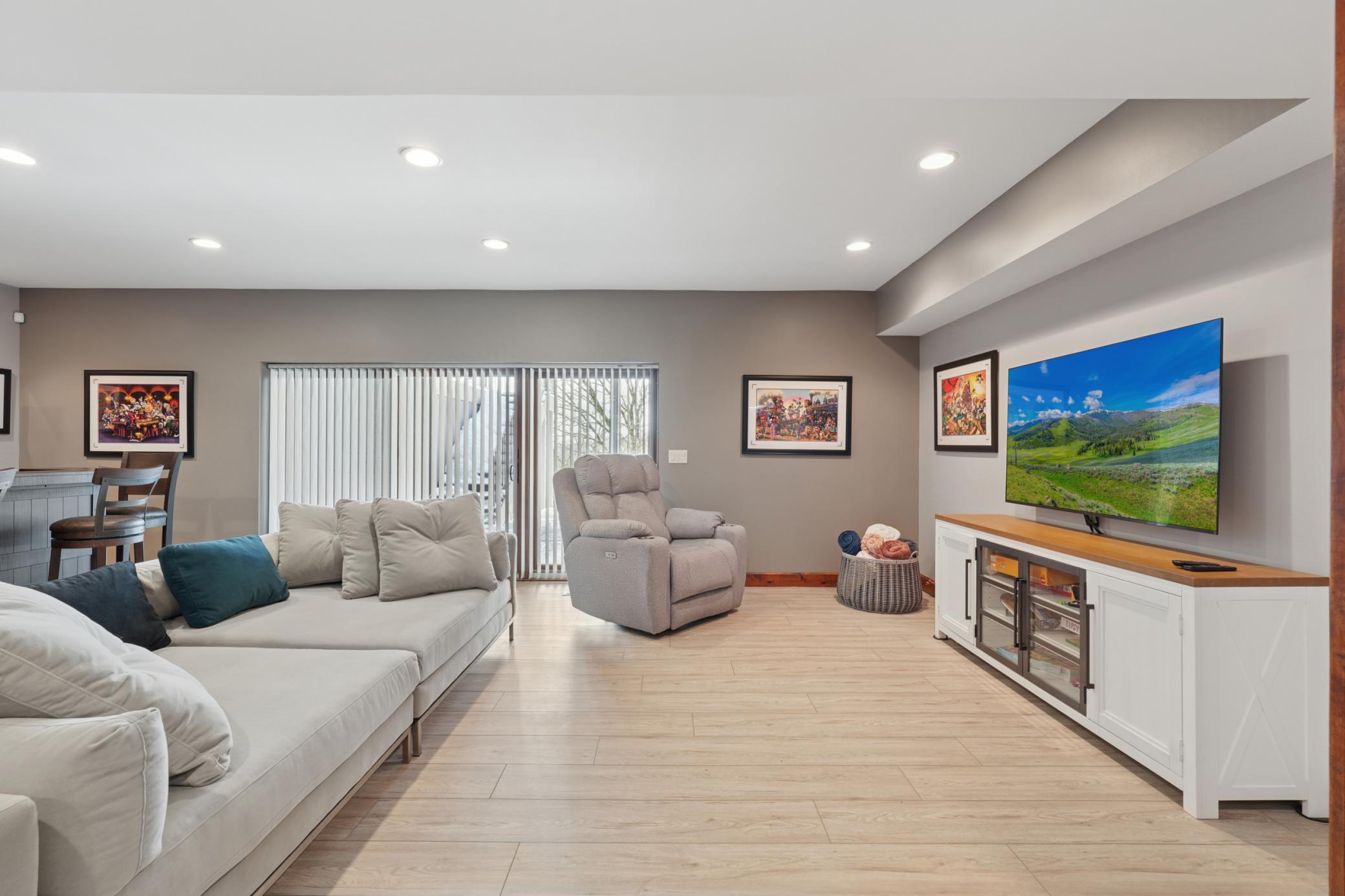 227 Rivercrest Drive