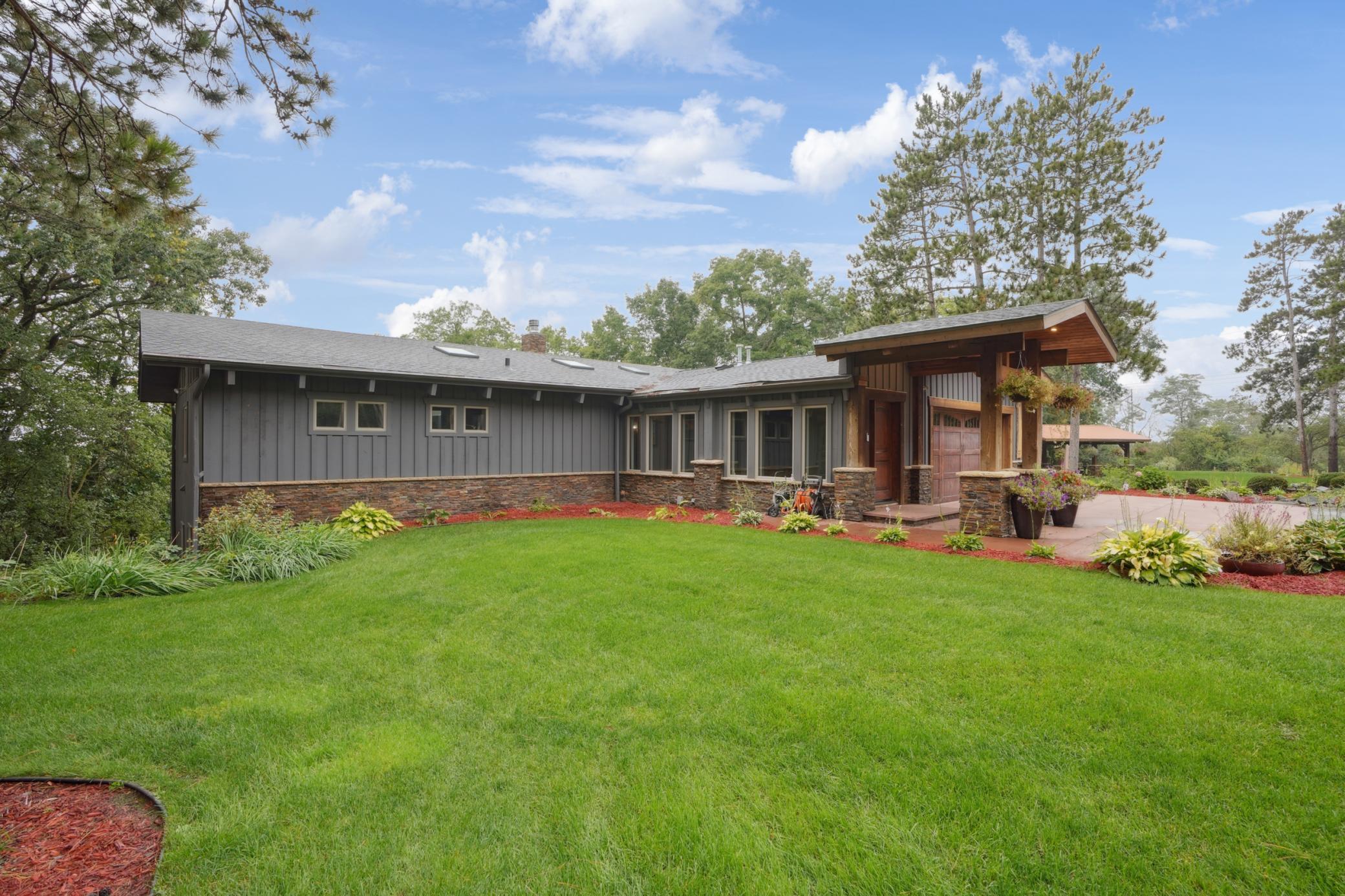 227 Rivercrest Drive