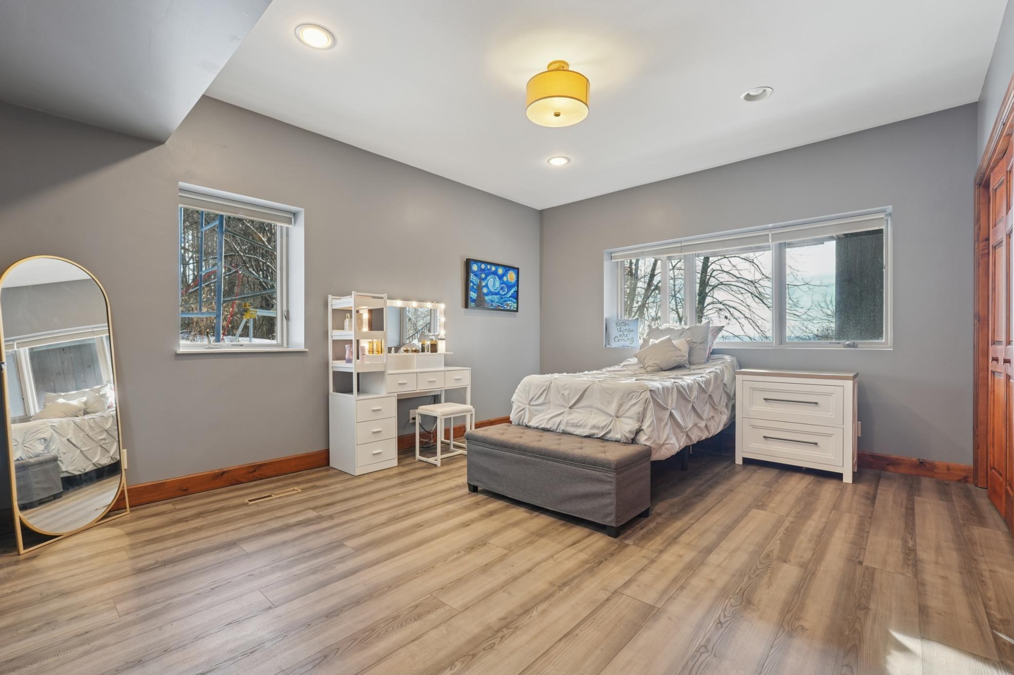 227 Rivercrest Drive