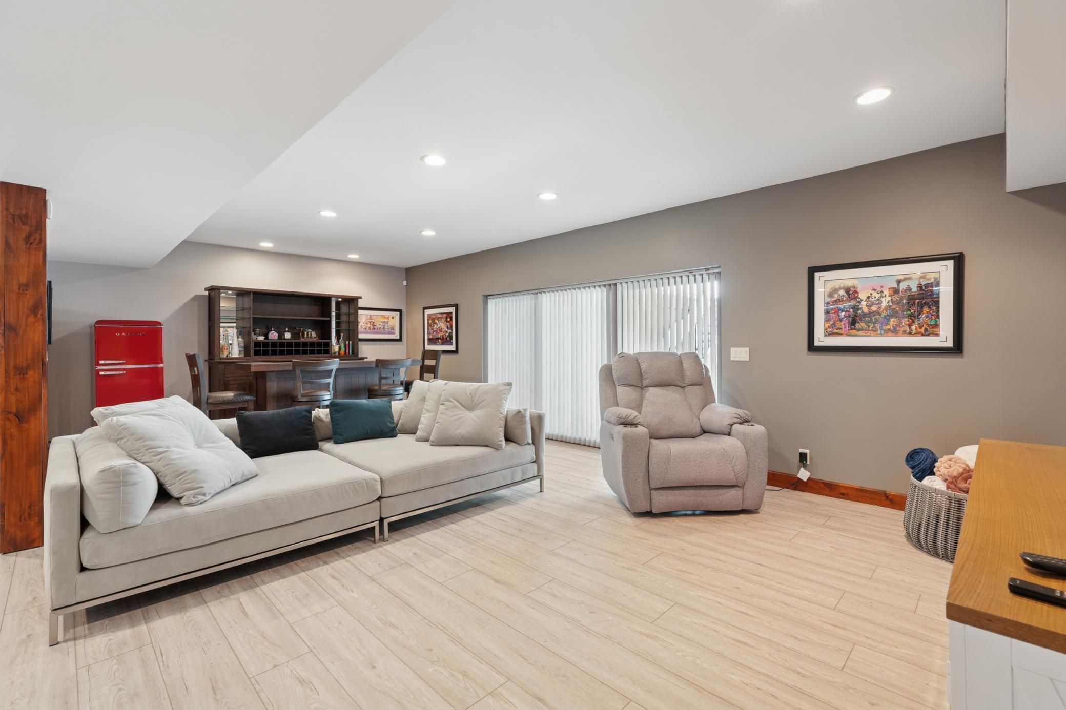 227 Rivercrest Drive