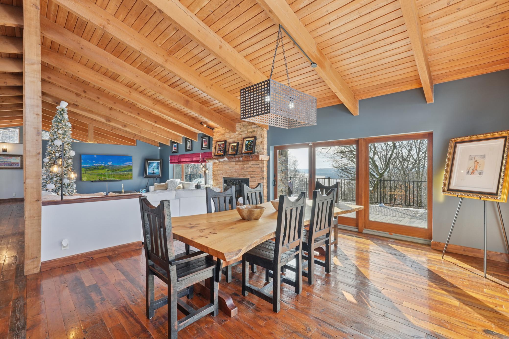 227 Rivercrest Drive