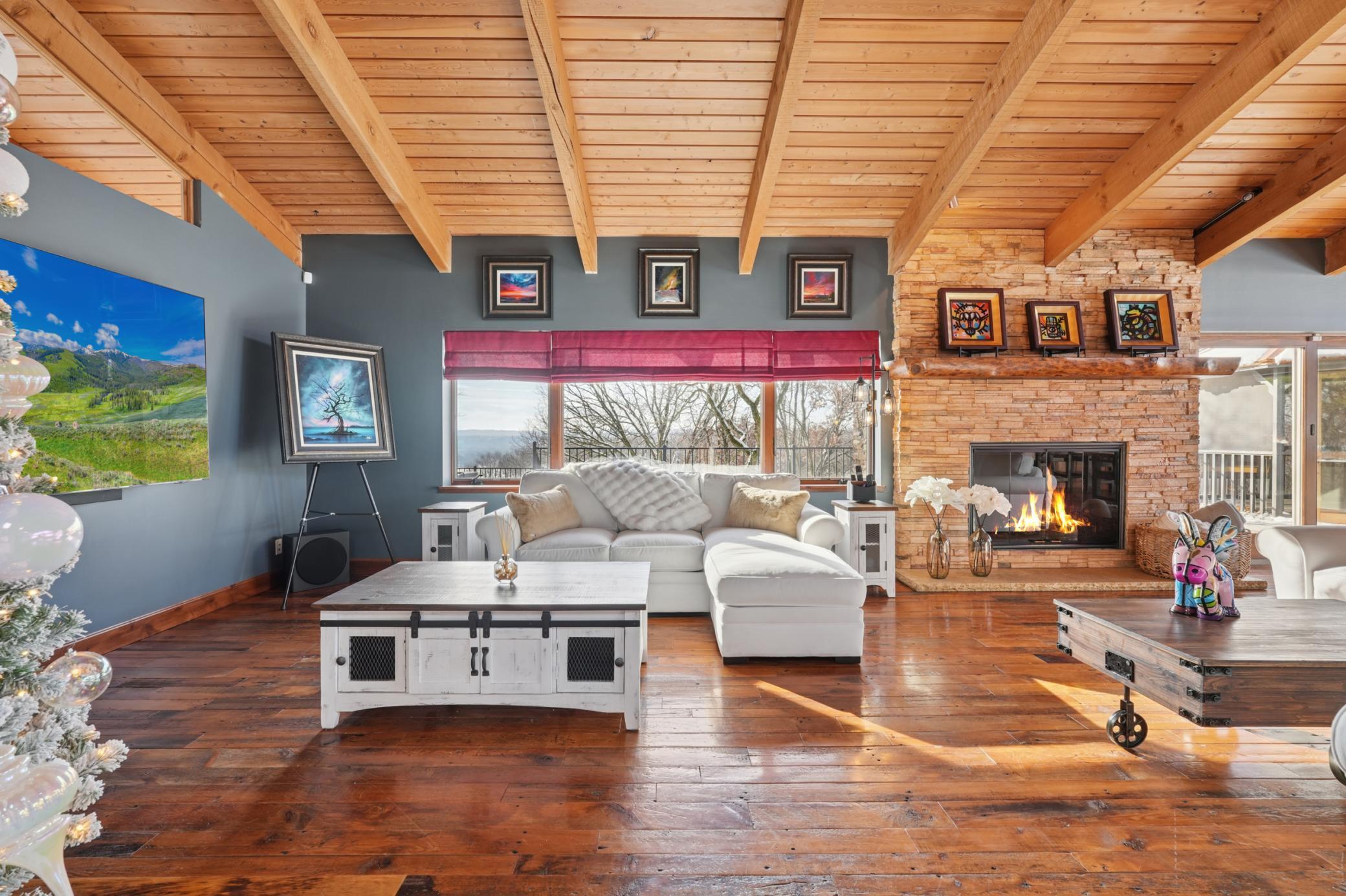 227 Rivercrest Drive