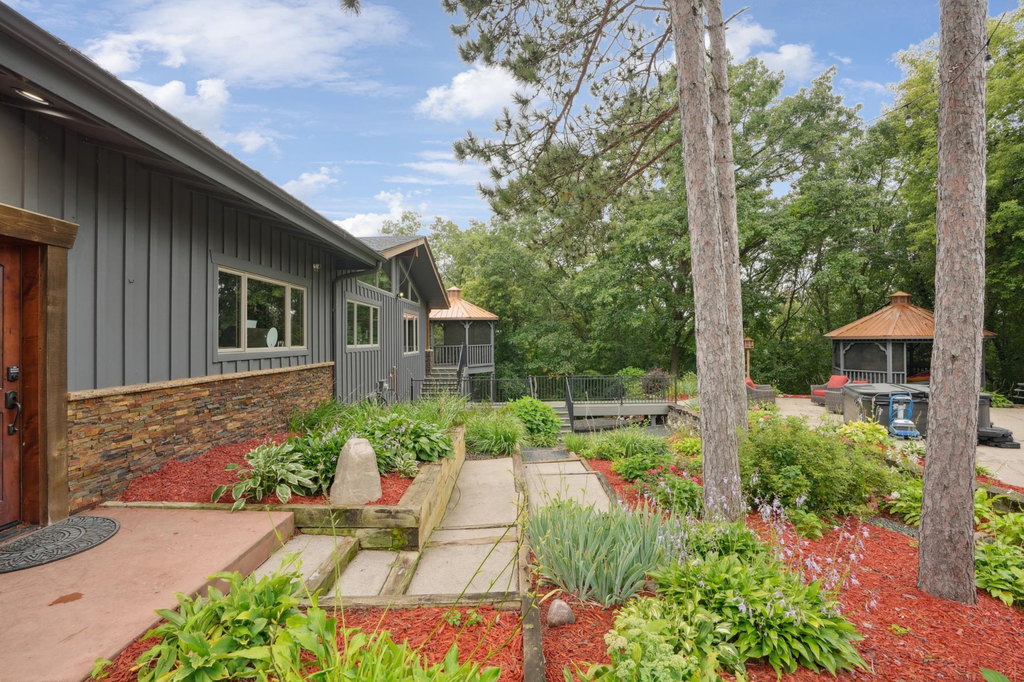 227 Rivercrest Drive