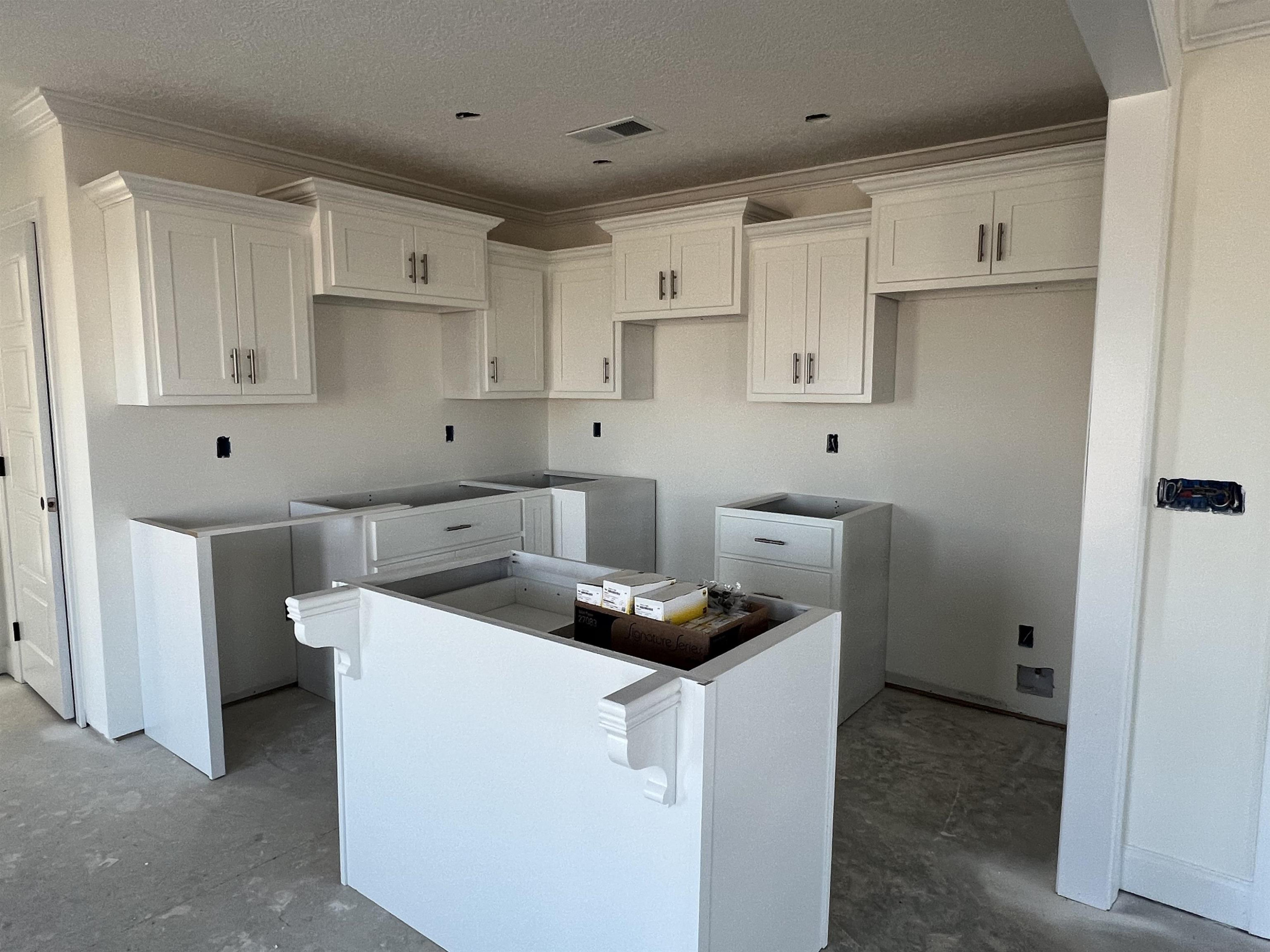80 Olivewood Cove