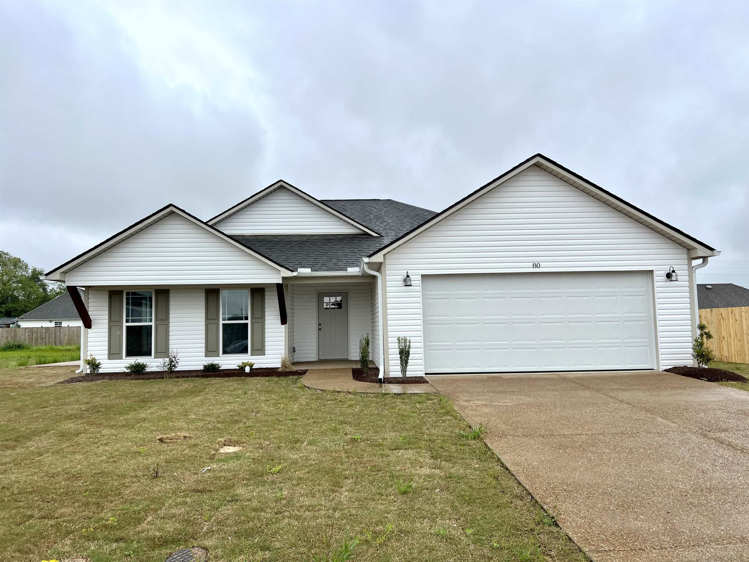80 Olivewood Cove