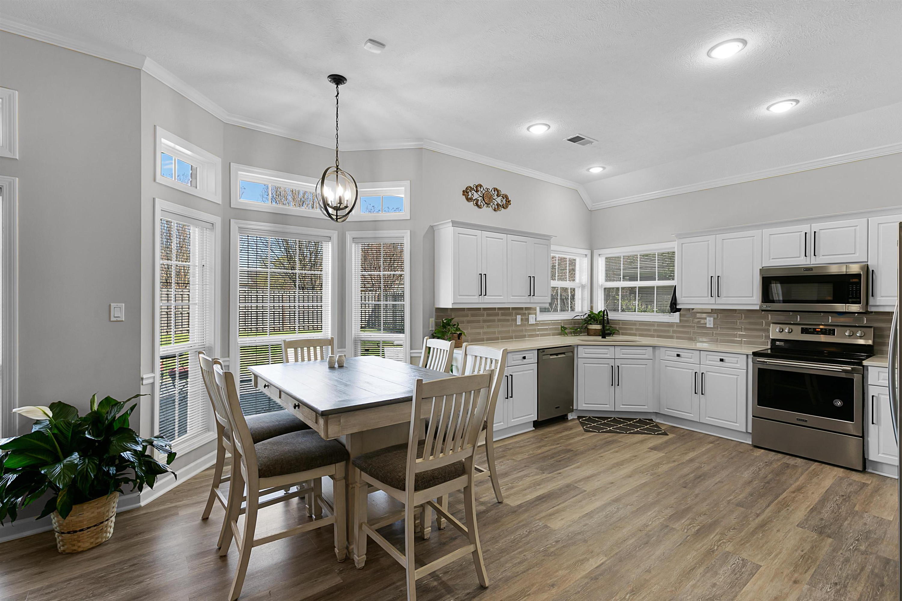 221 Chapel Creek Drive