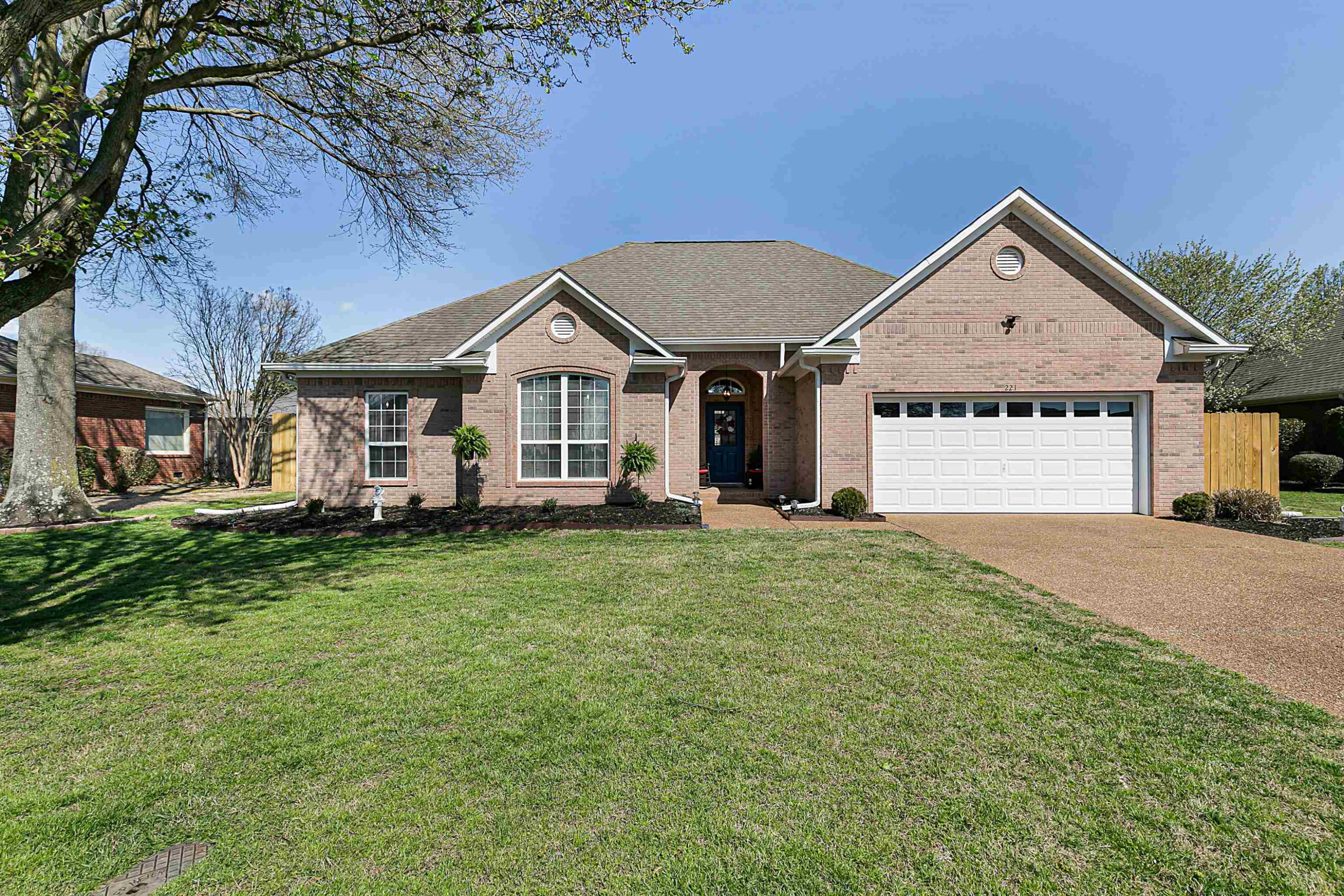 221 Chapel Creek Drive