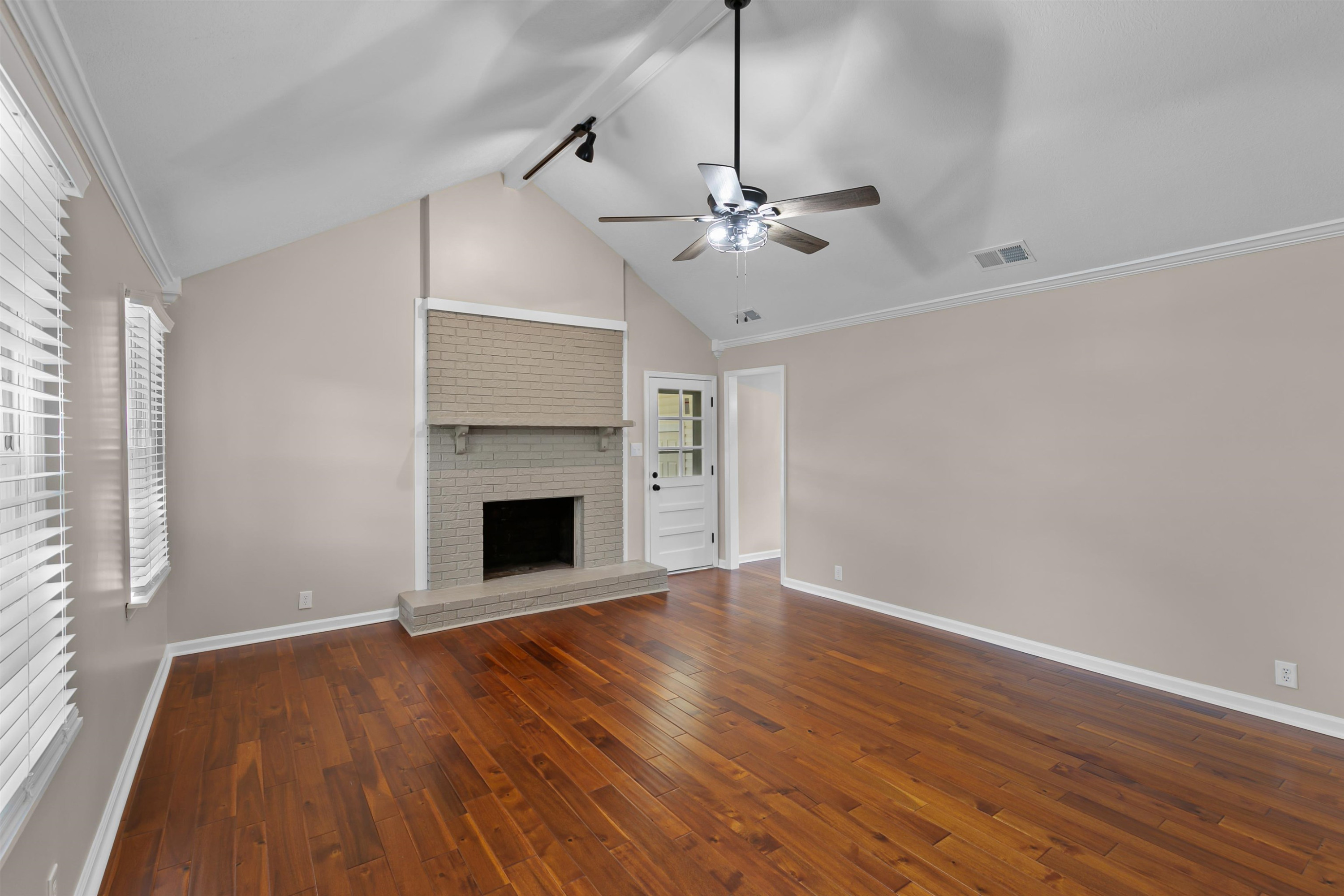 11 Dreamland Place