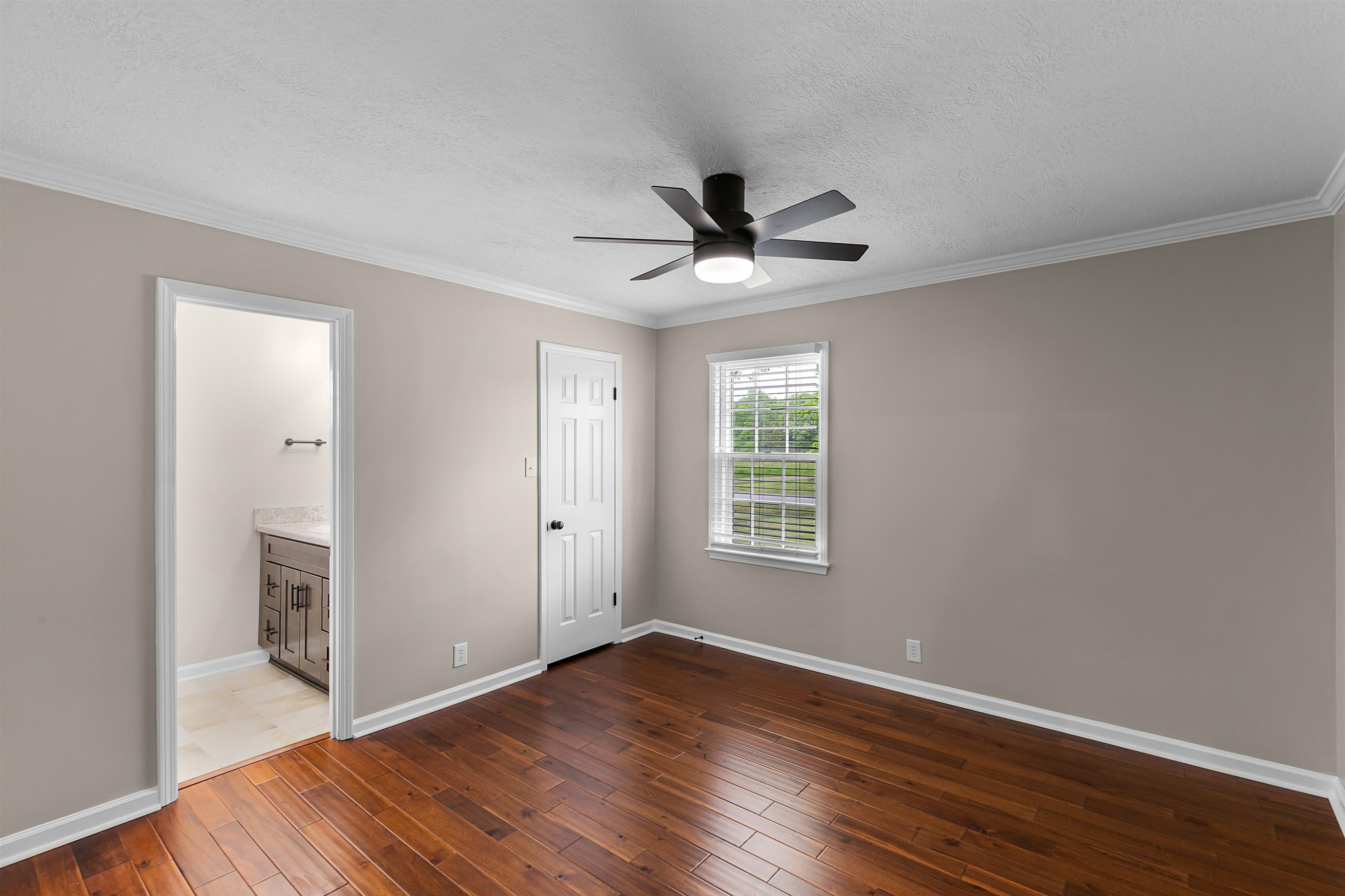 11 Dreamland Place