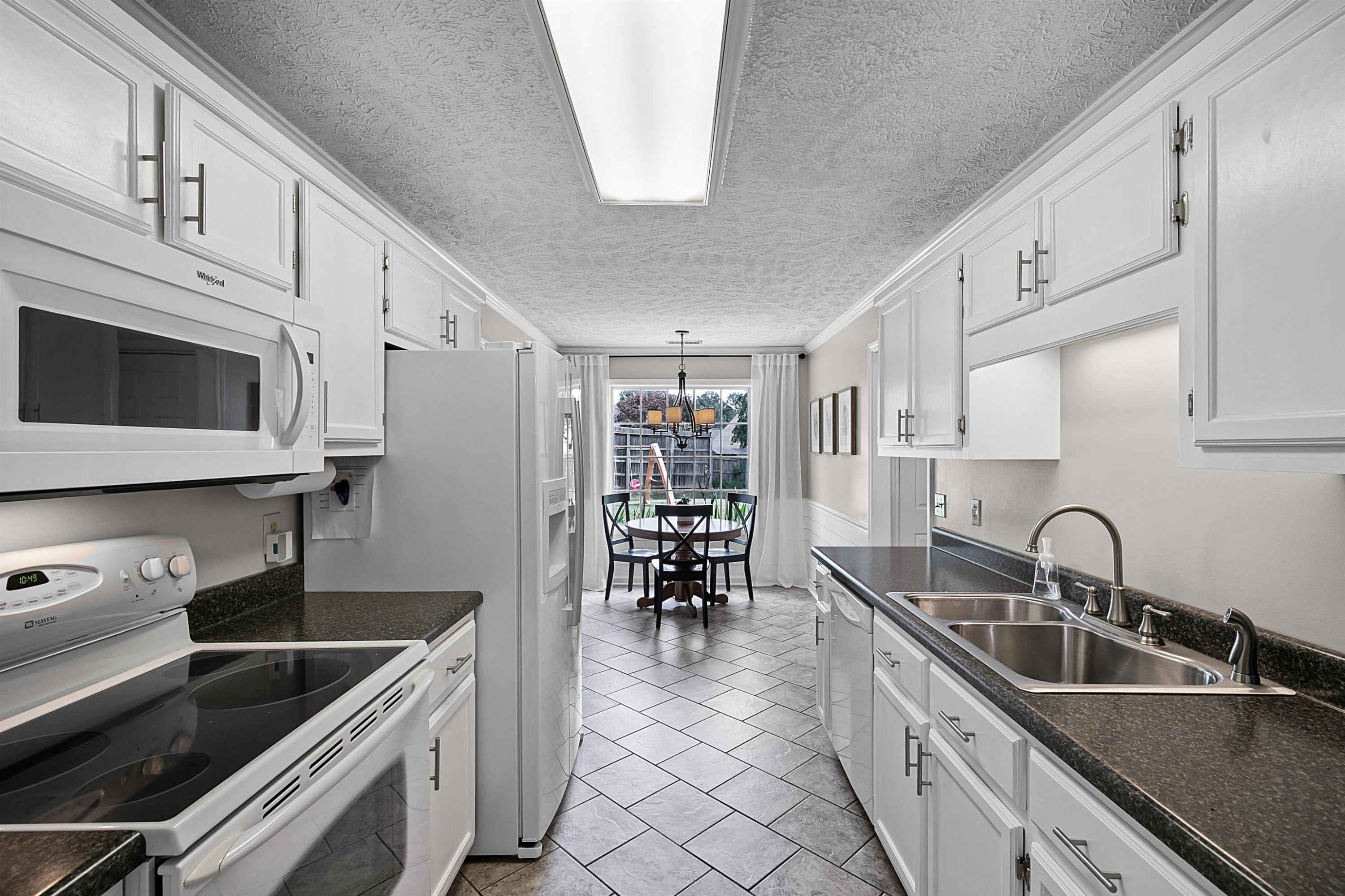 46 Sedgwick Cove