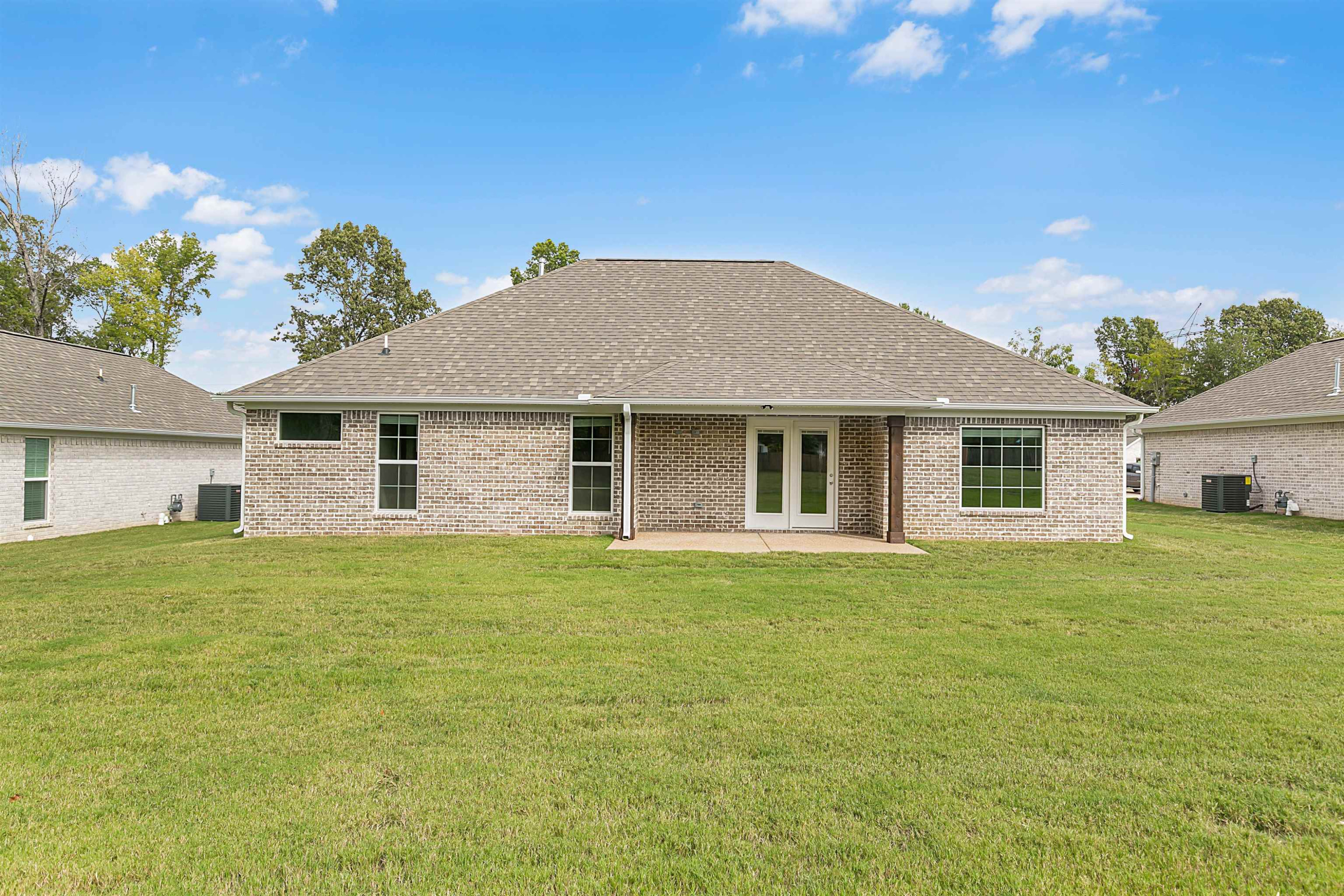 67 Golden Brooke Drive