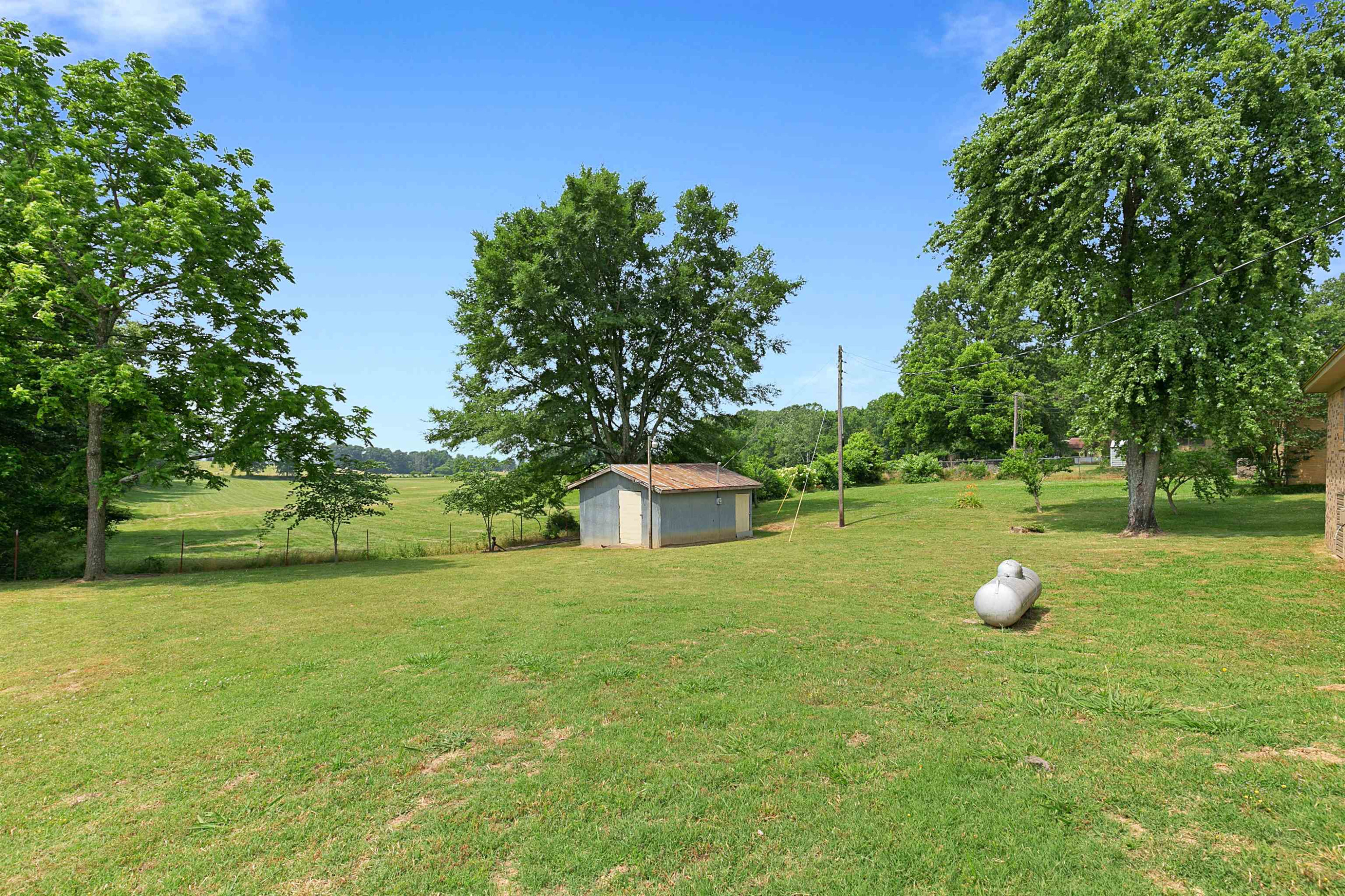 4795 Chestnut Bluff-Mc Road