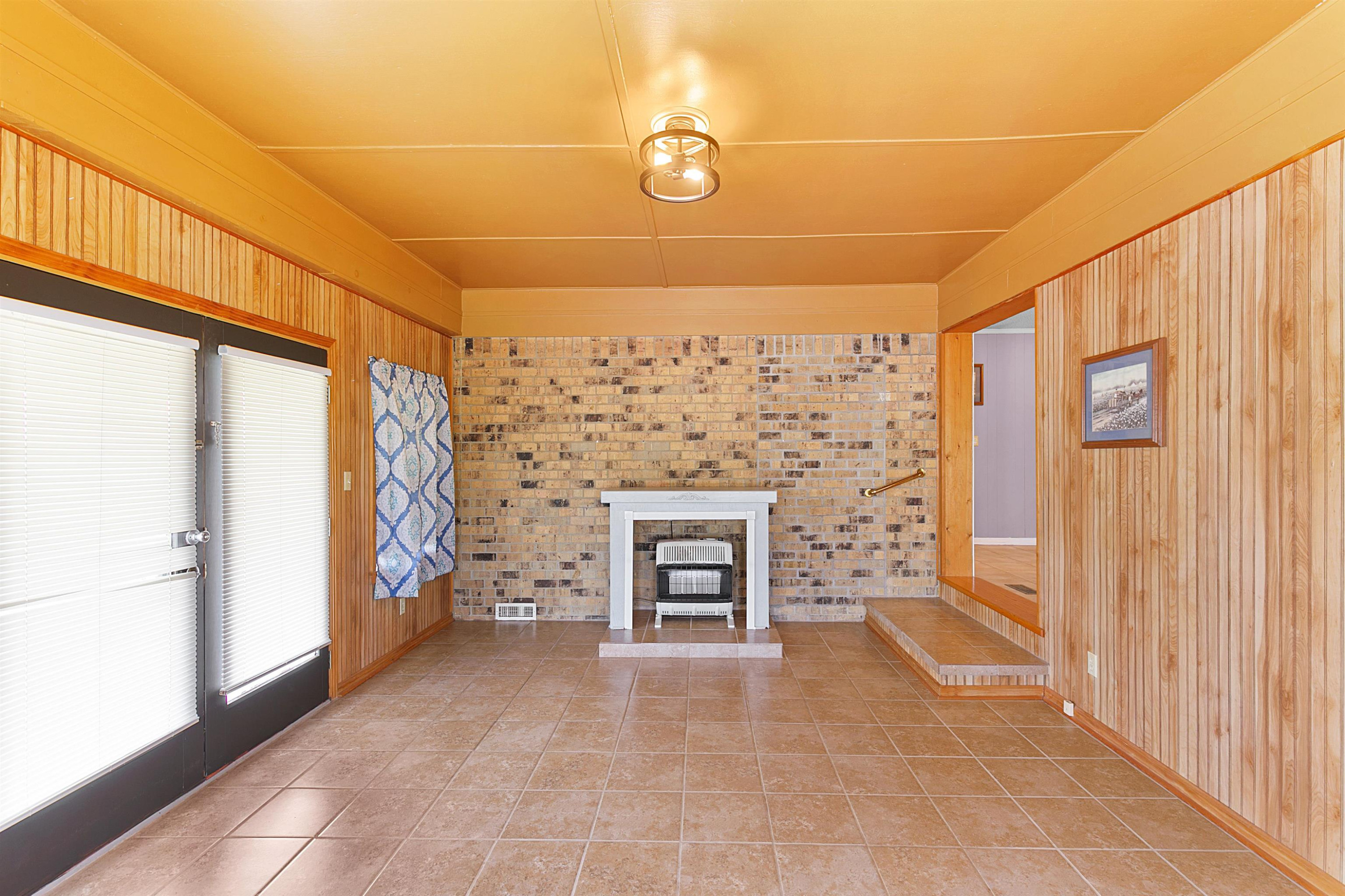 4795 Chestnut Bluff-Mc Road