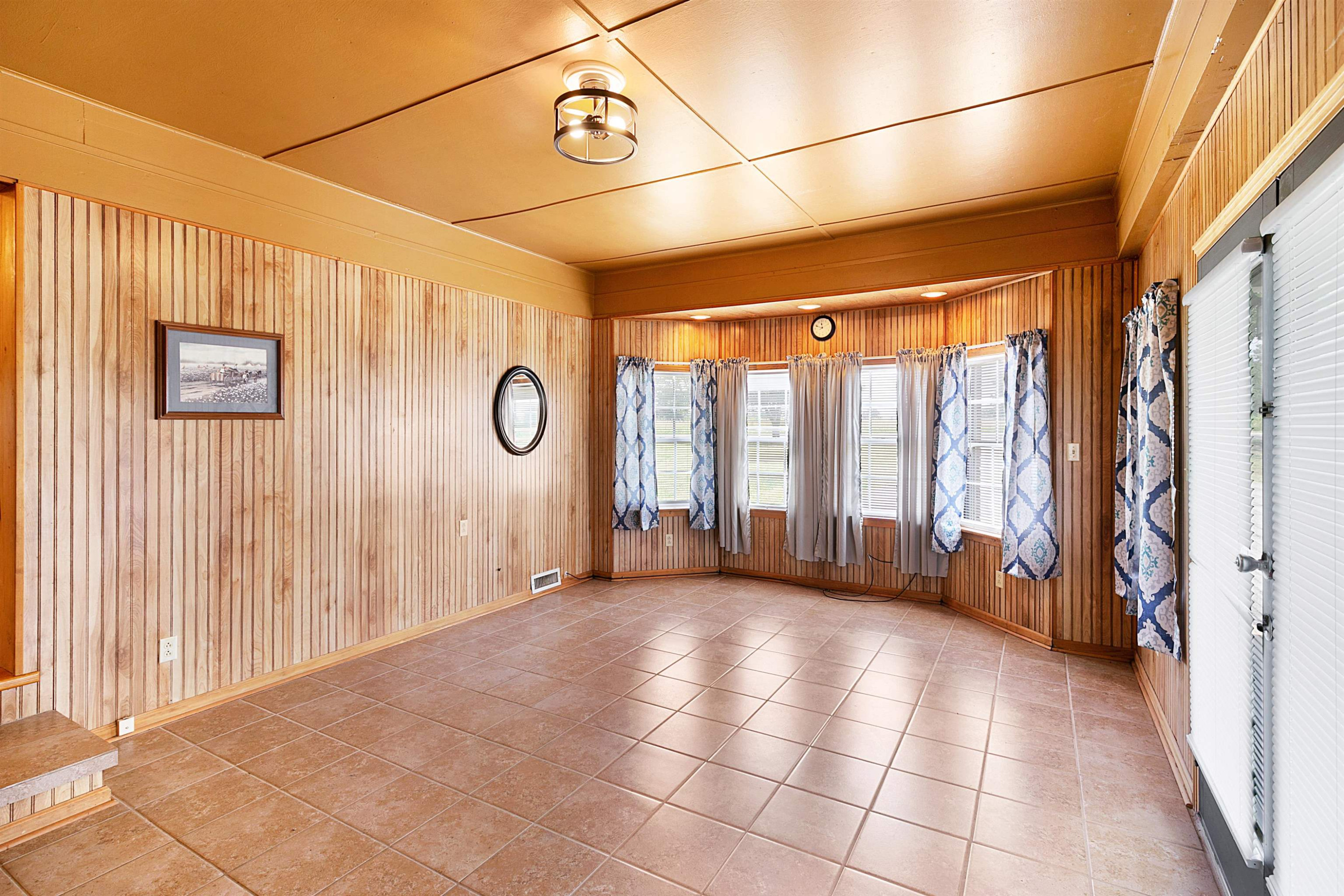 4795 Chestnut Bluff-Mc Road