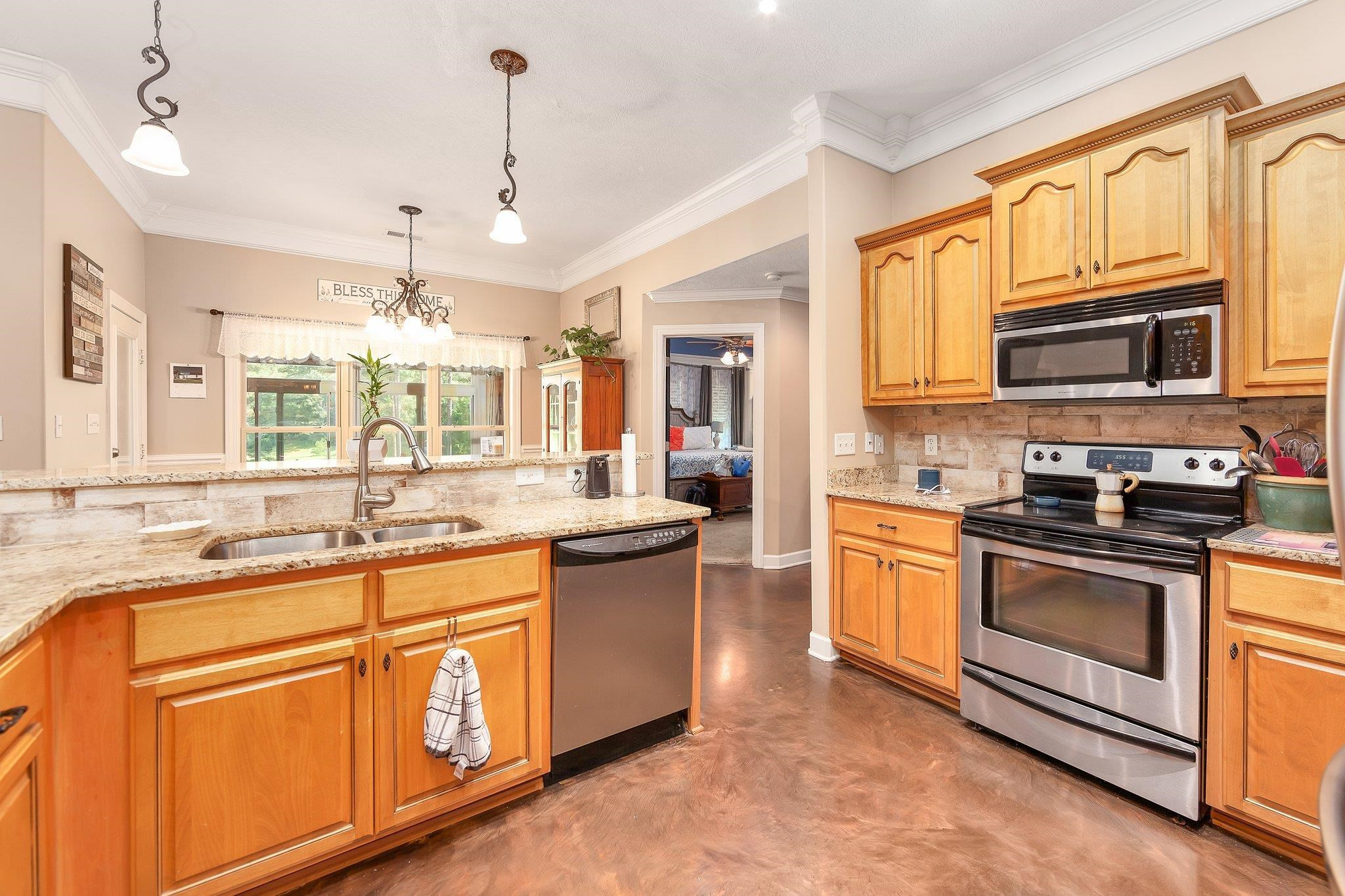 72 Northshore Drive