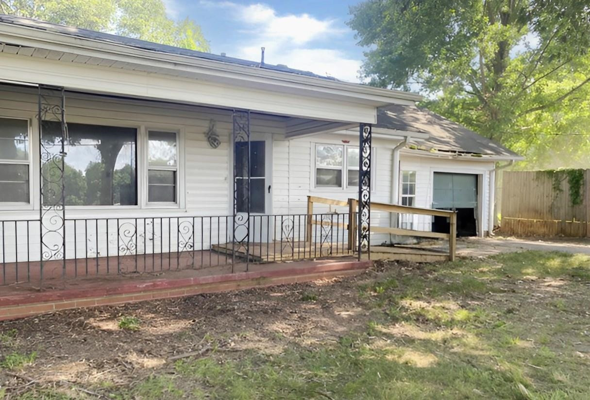 1676 Westover Rd