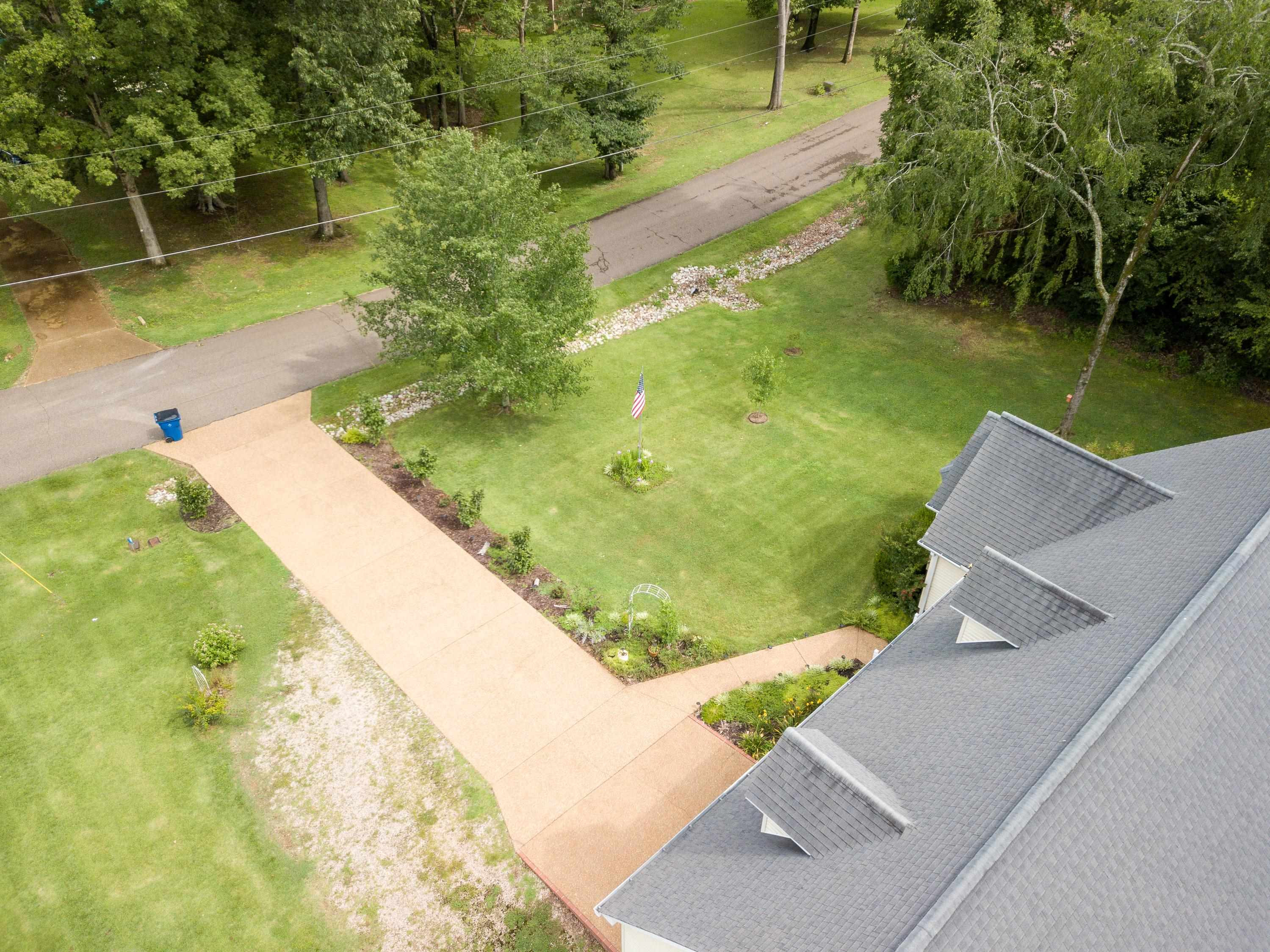 80 Cagle Circle
