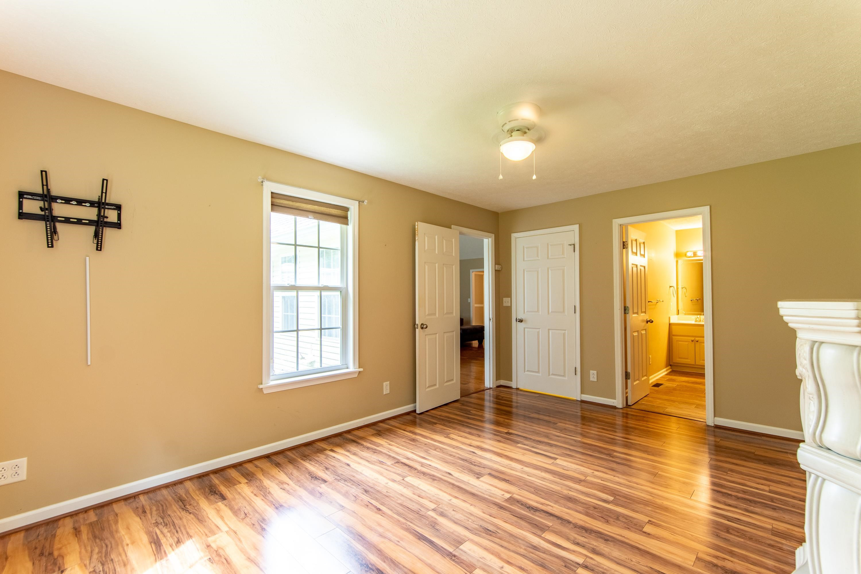 80 Cagle Circle