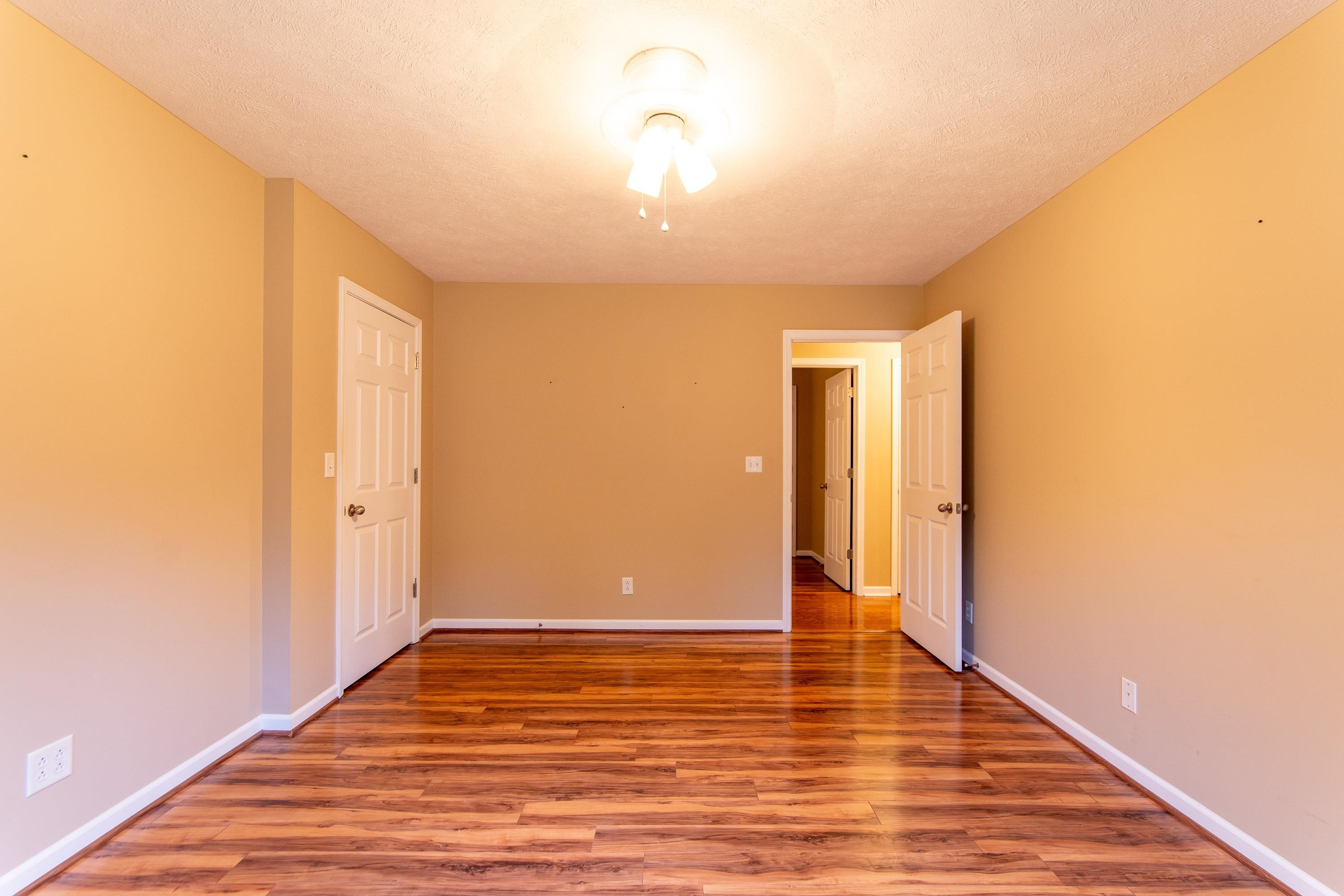 80 Cagle Circle