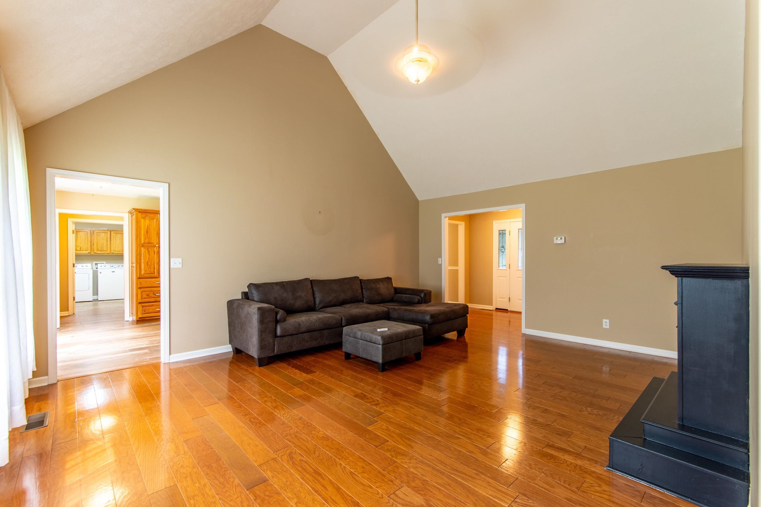 80 Cagle Circle