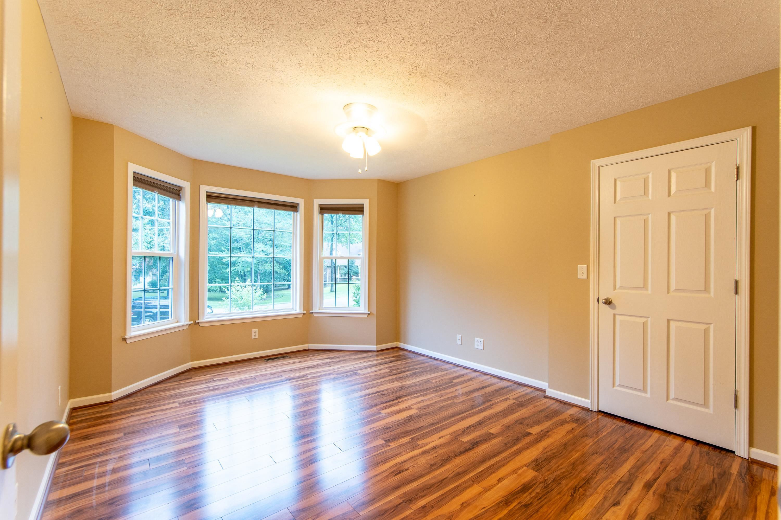 80 Cagle Circle
