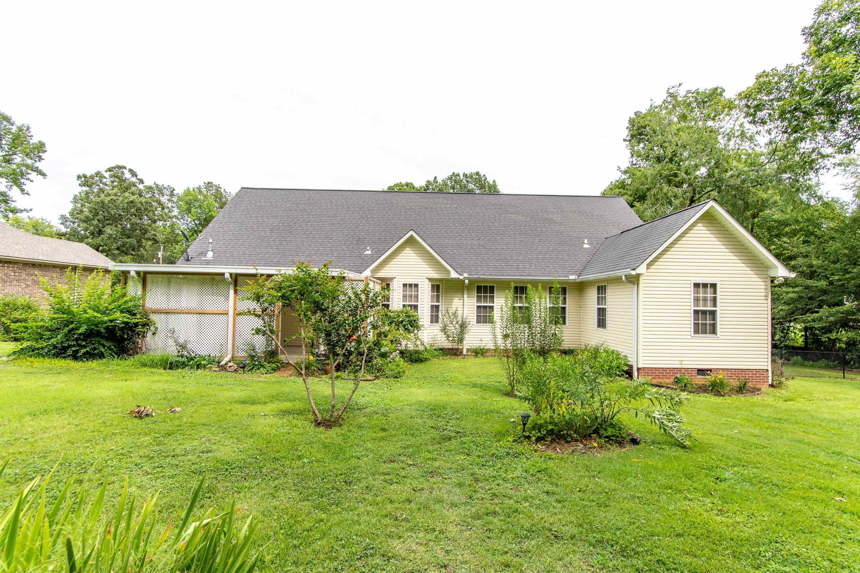80 Cagle Circle