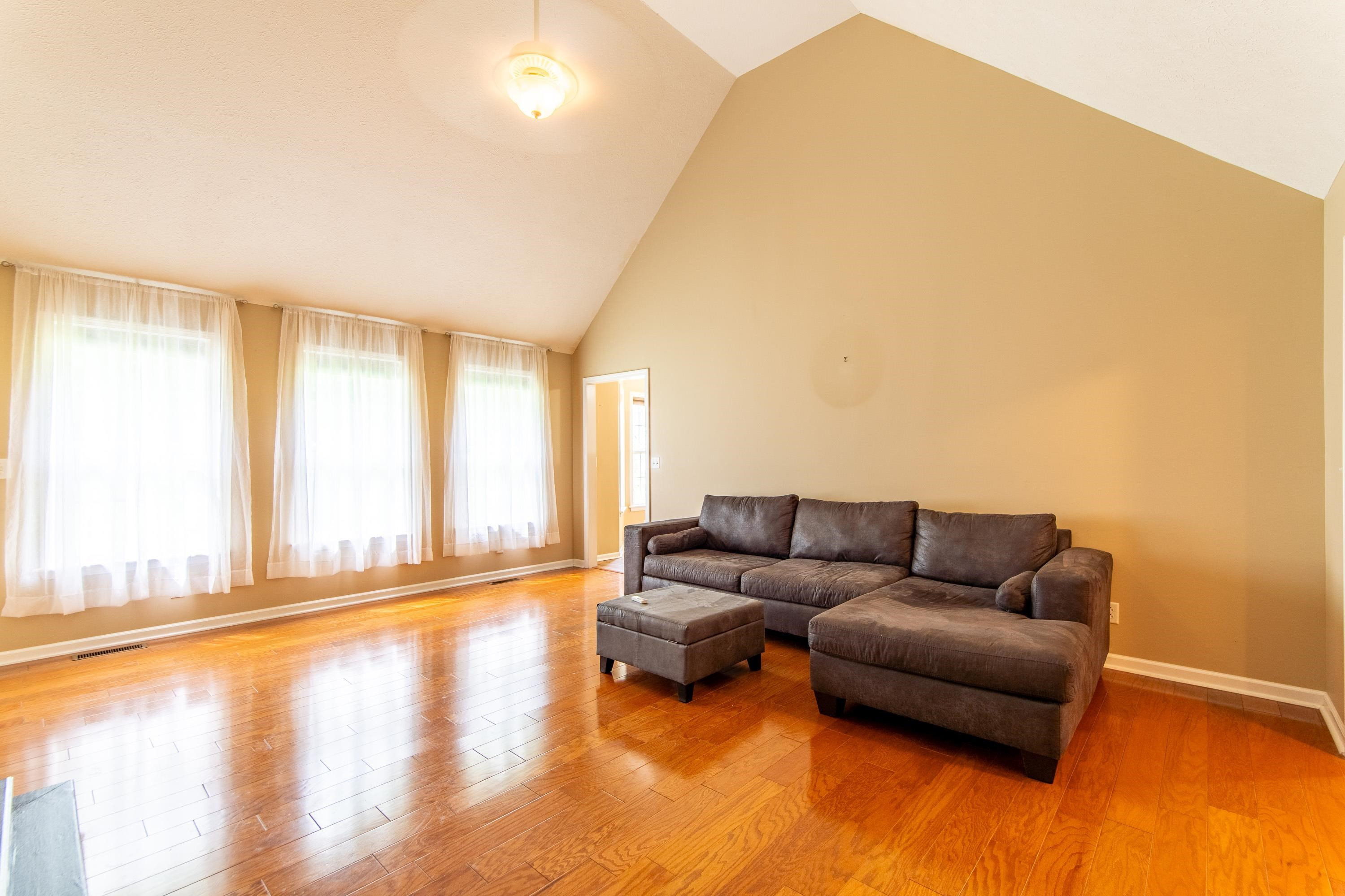 80 Cagle Circle