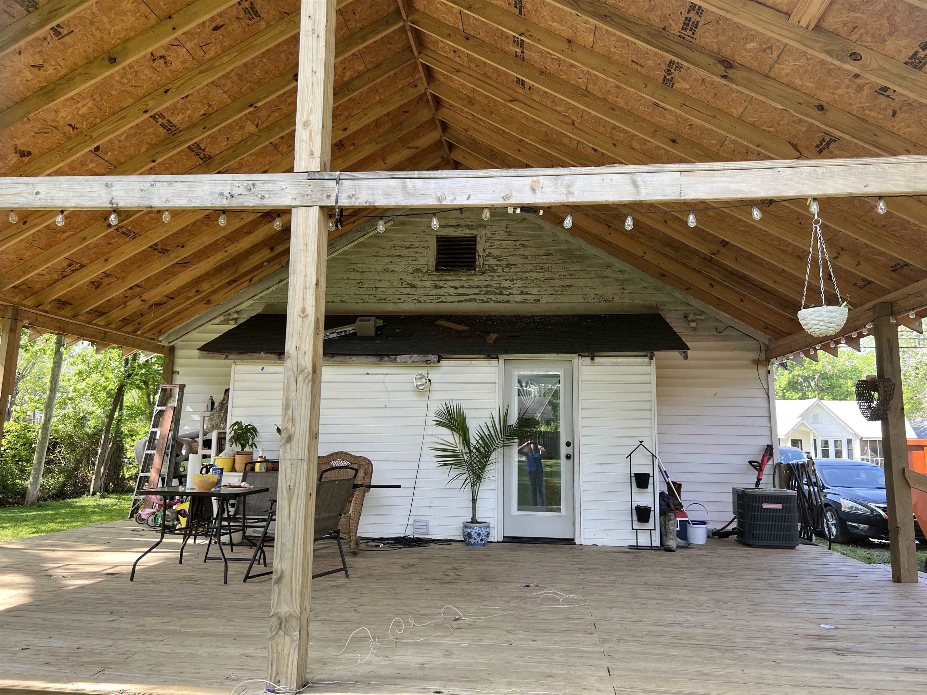 237 W Main Street