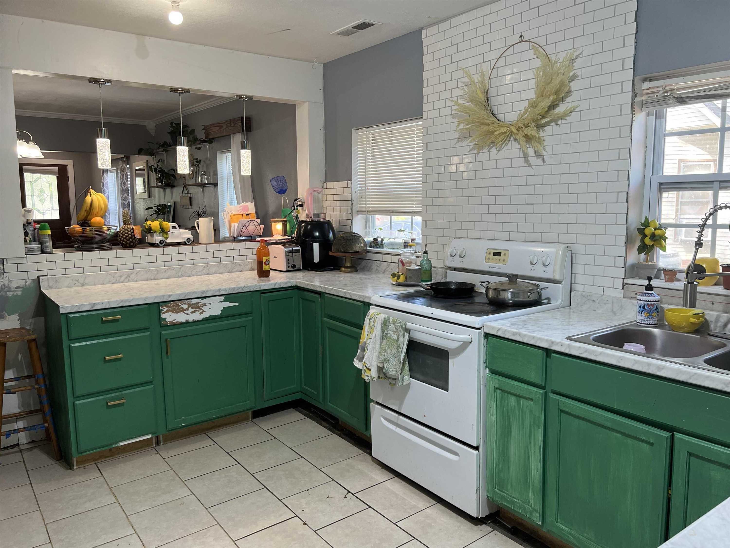 237 W Main Street