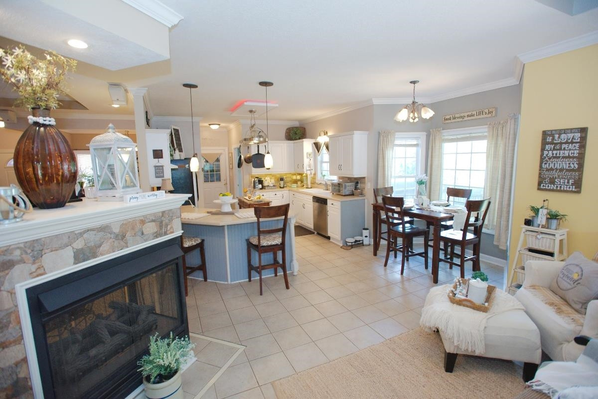 58 Arbor Oaks