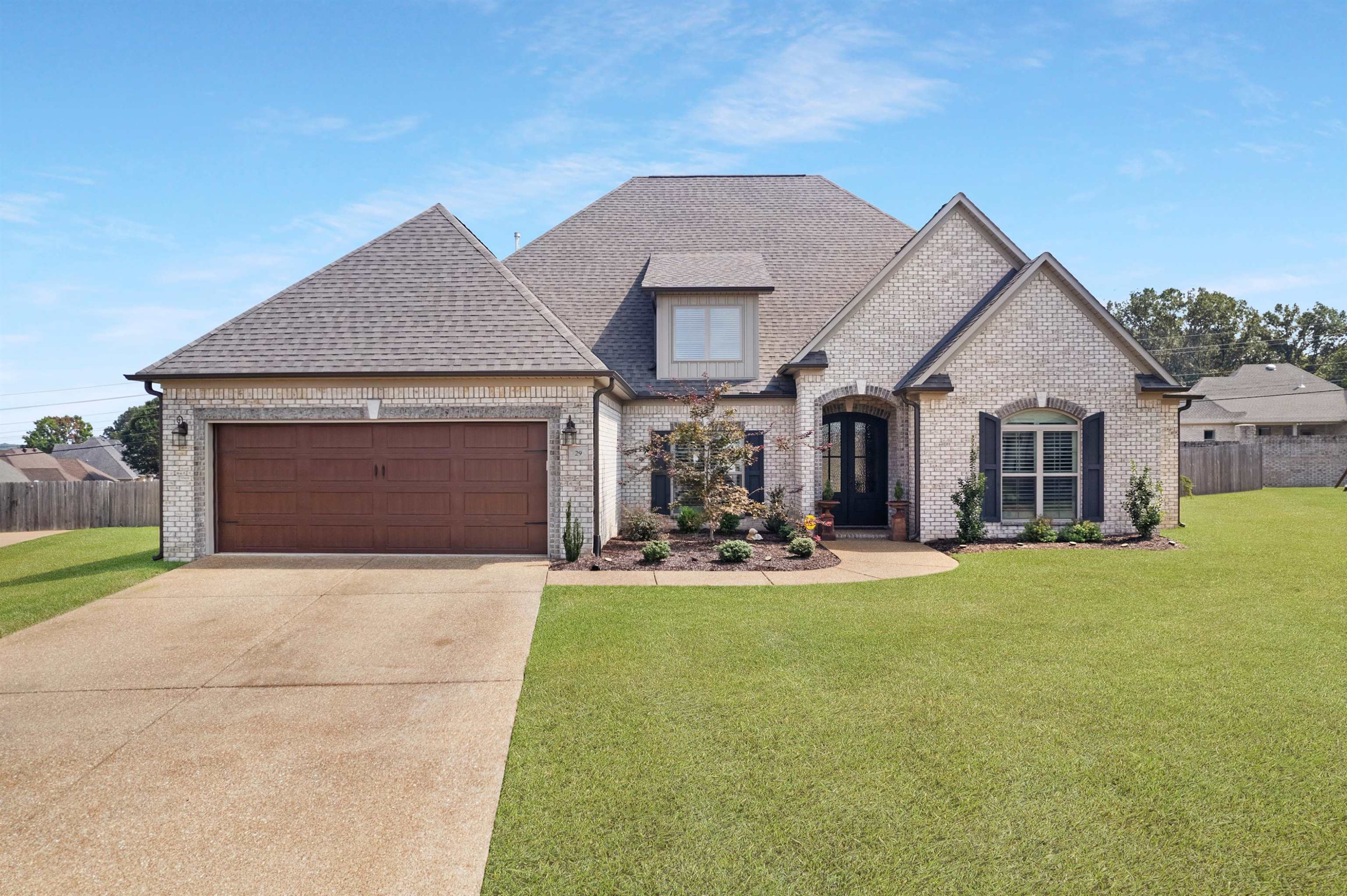 29 Scenic Lake Cove