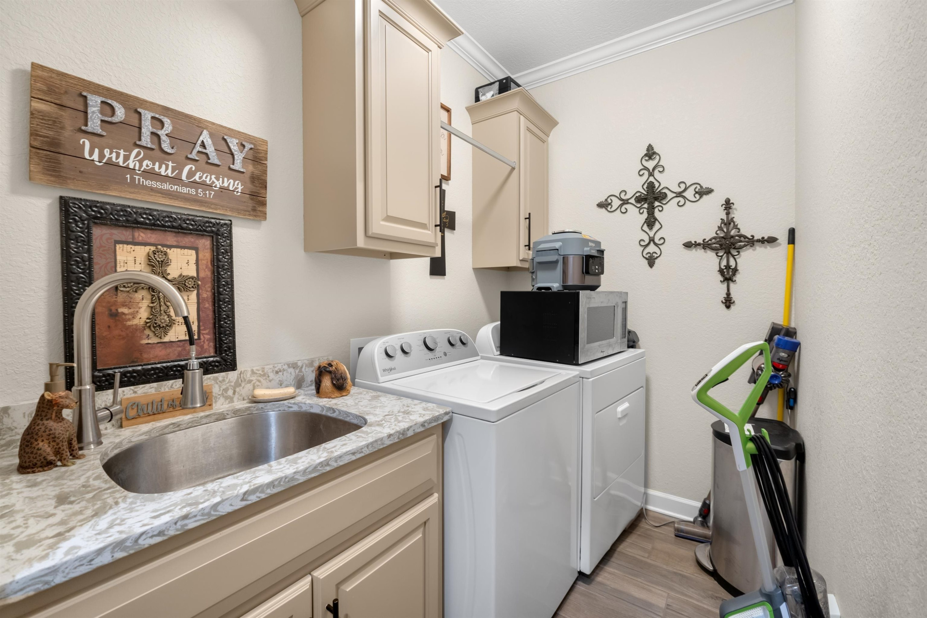 29 Scenic Lake Cove