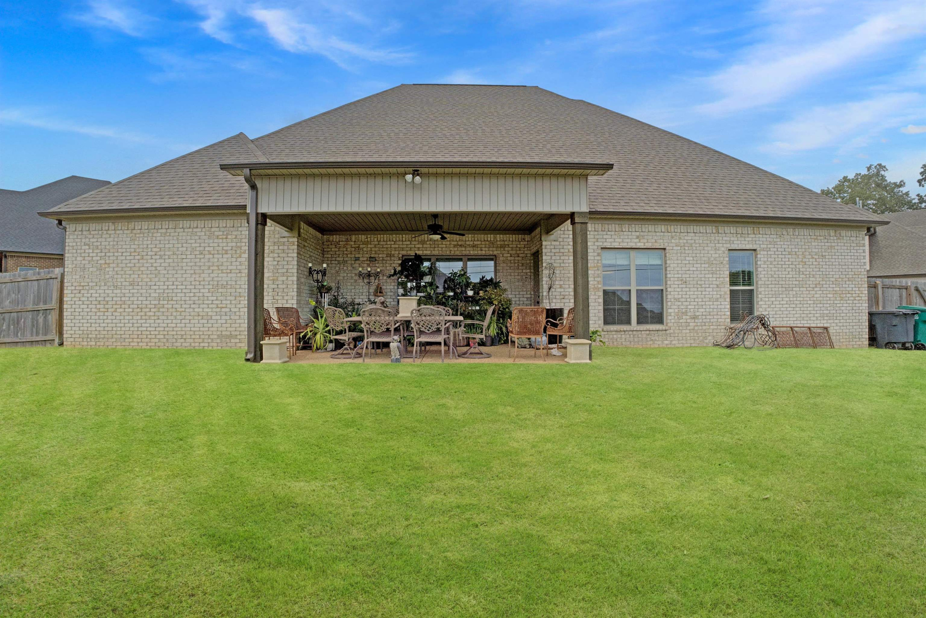 29 Scenic Lake Cove