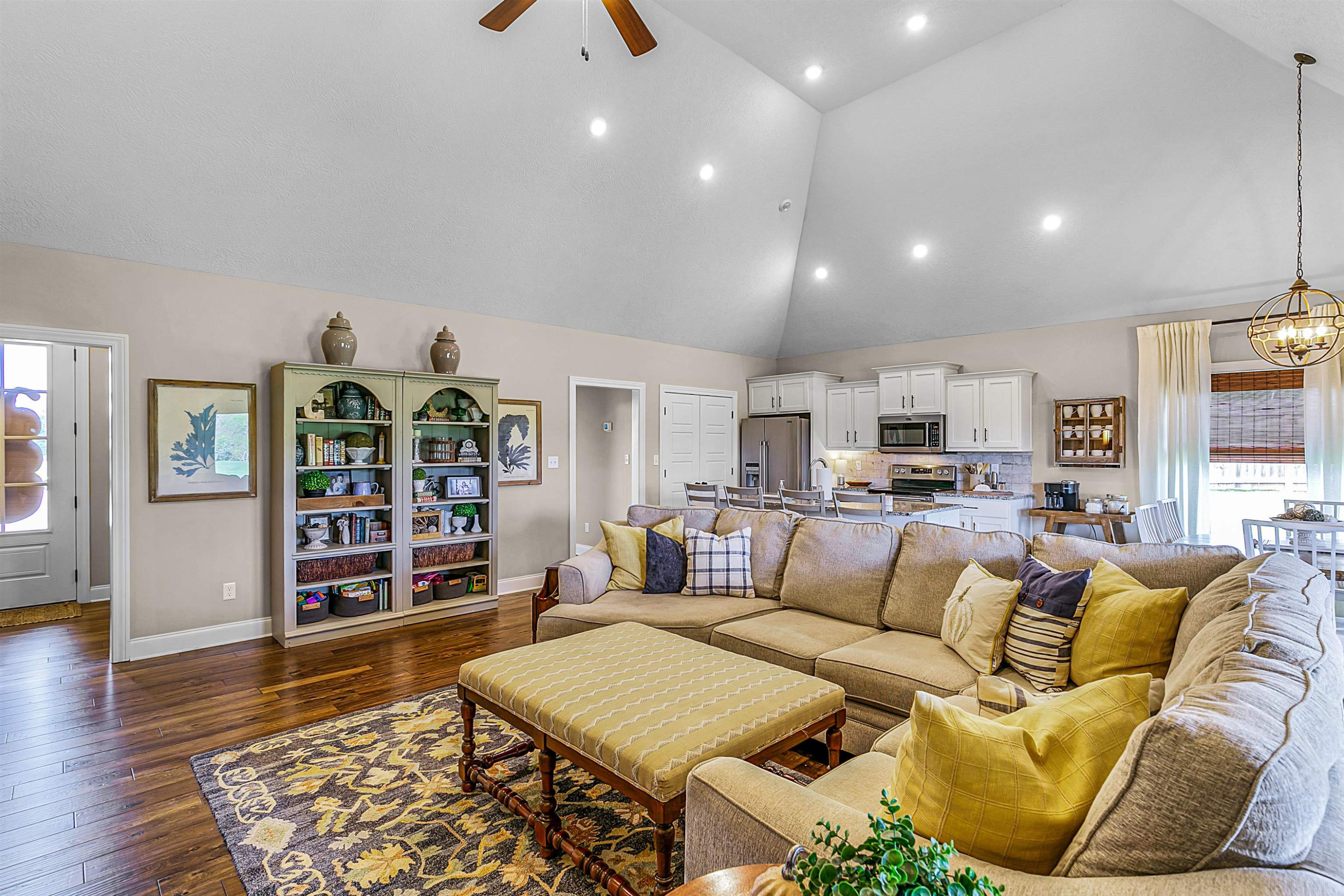 70 Hemingway Cove