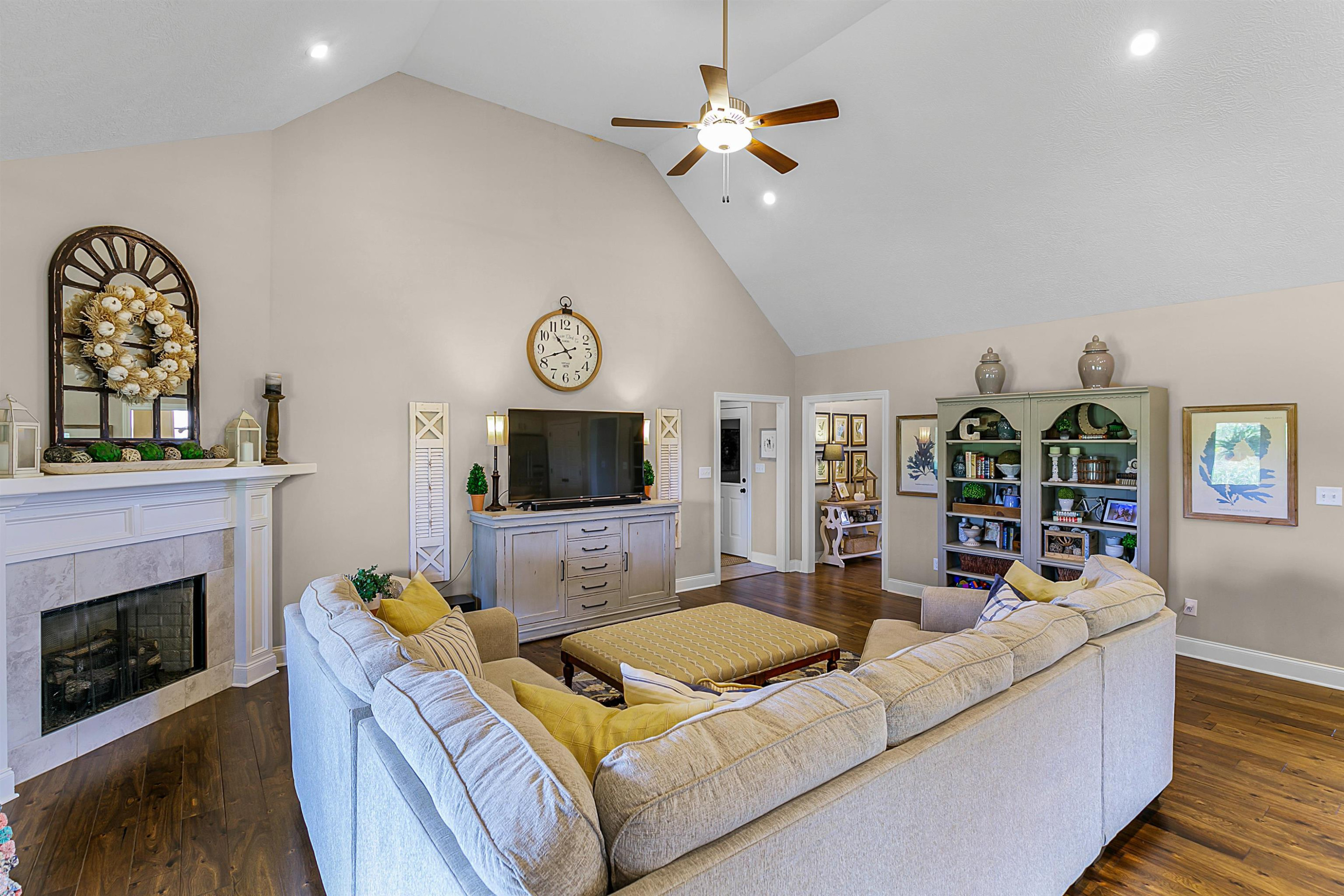 70 Hemingway Cove