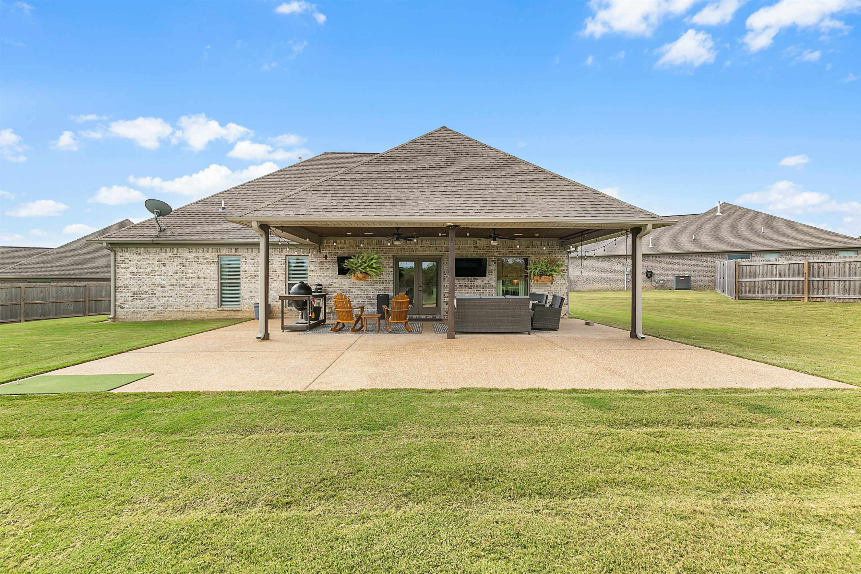70 Hemingway Cove