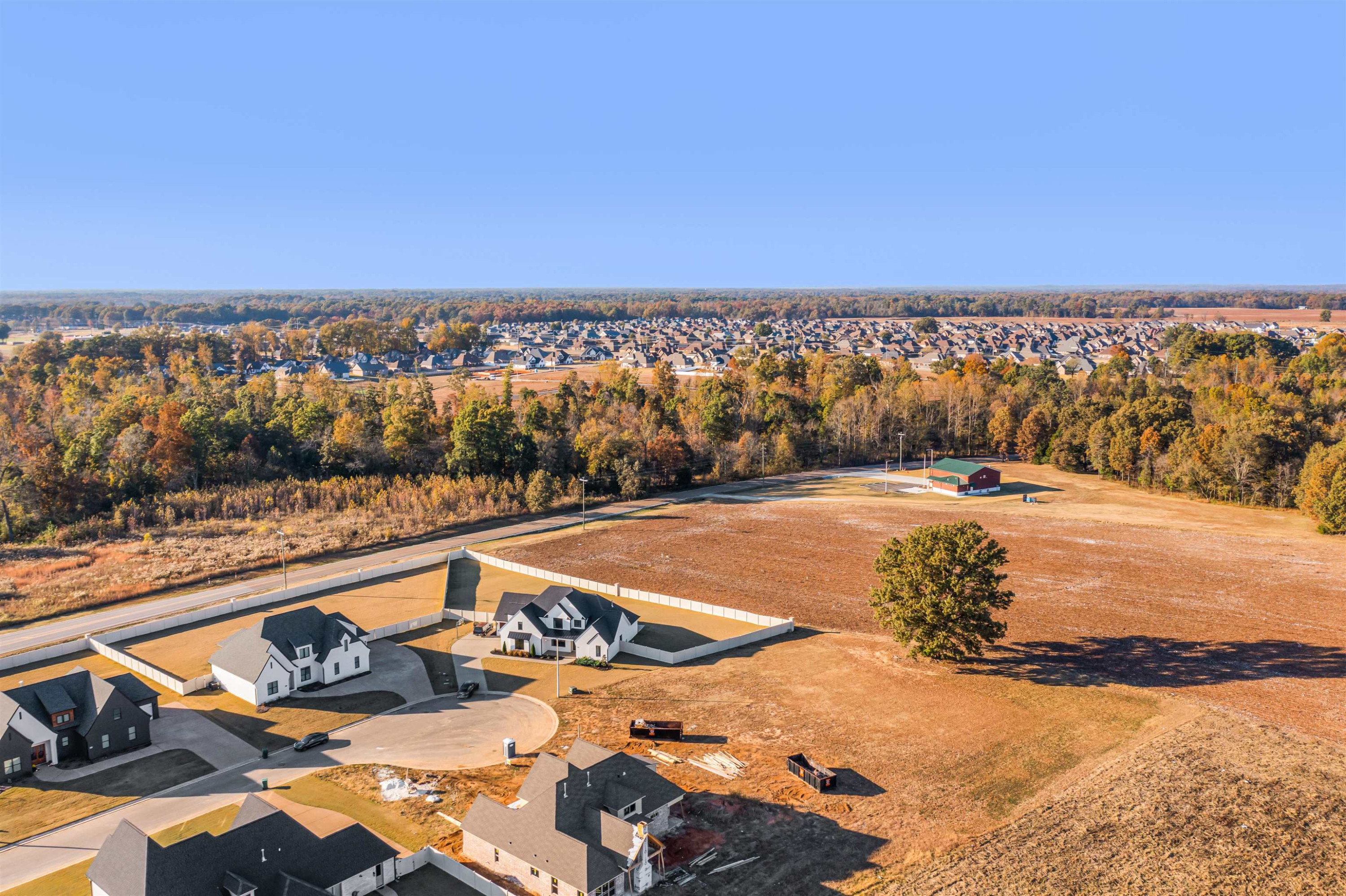 137 Crossbrook Cove