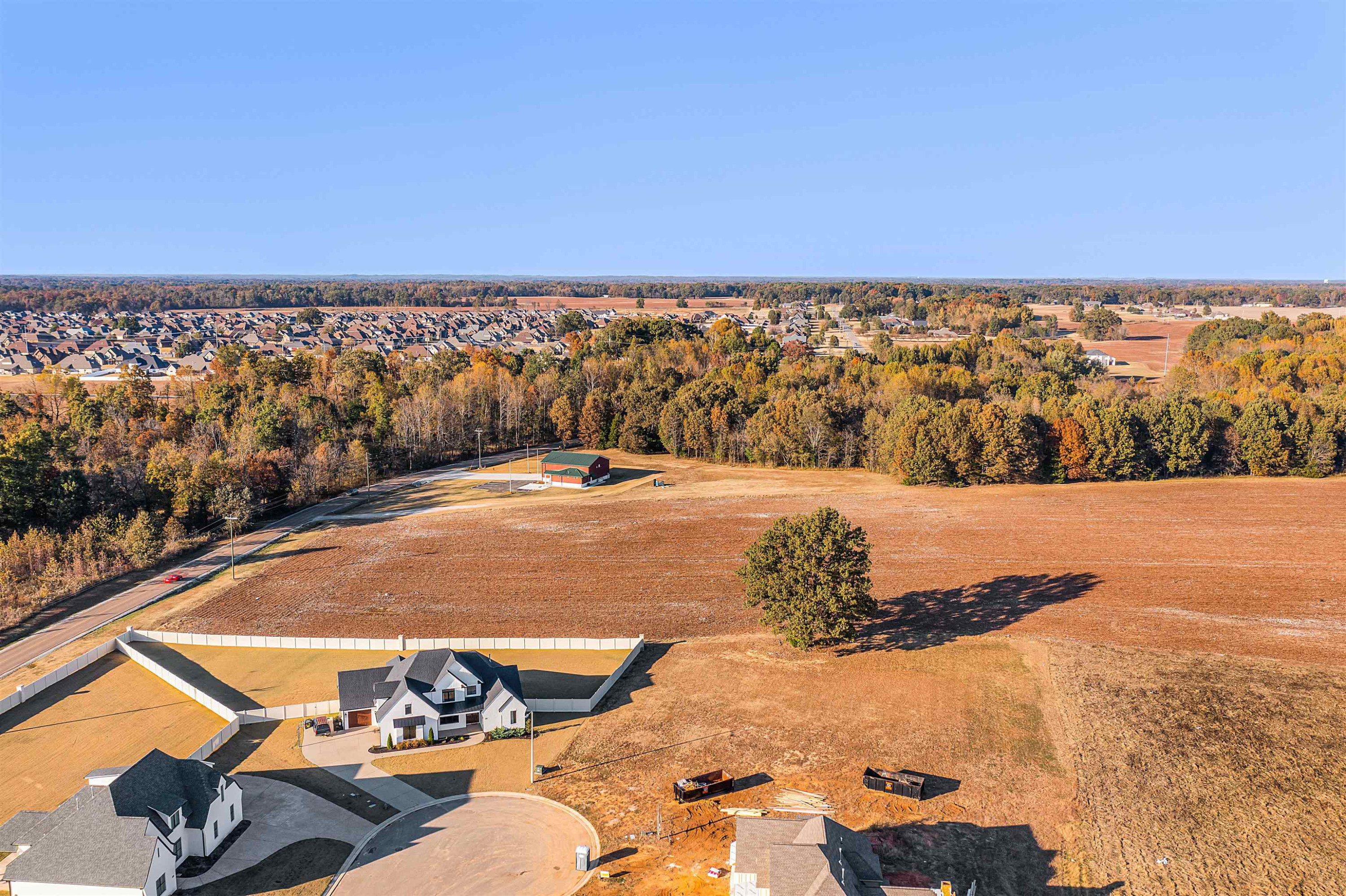 137 Crossbrook Cove