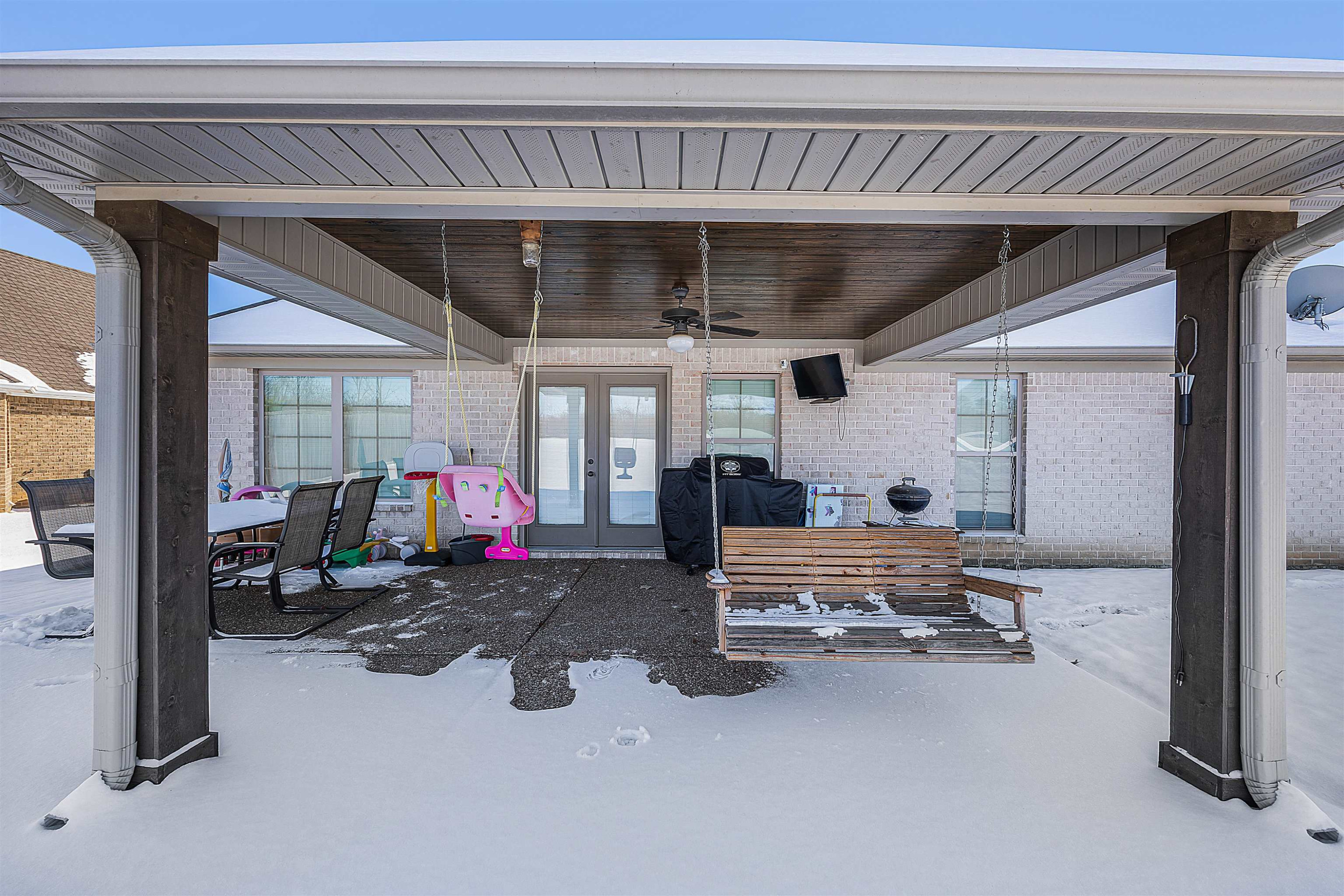 97 Small Oak Drive