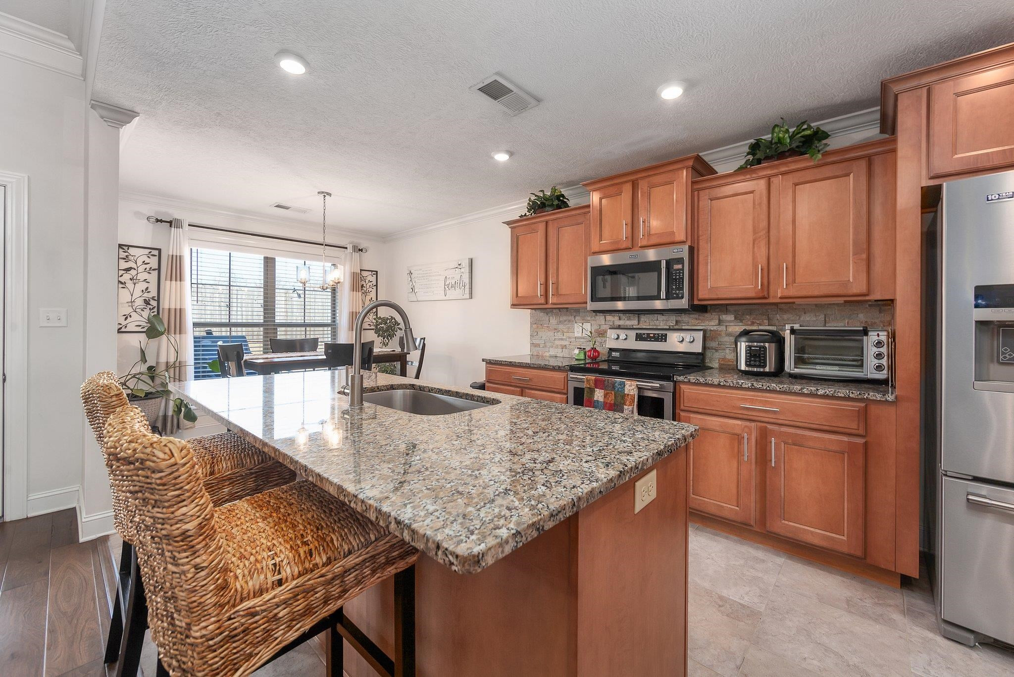 71 Hemingway Cove